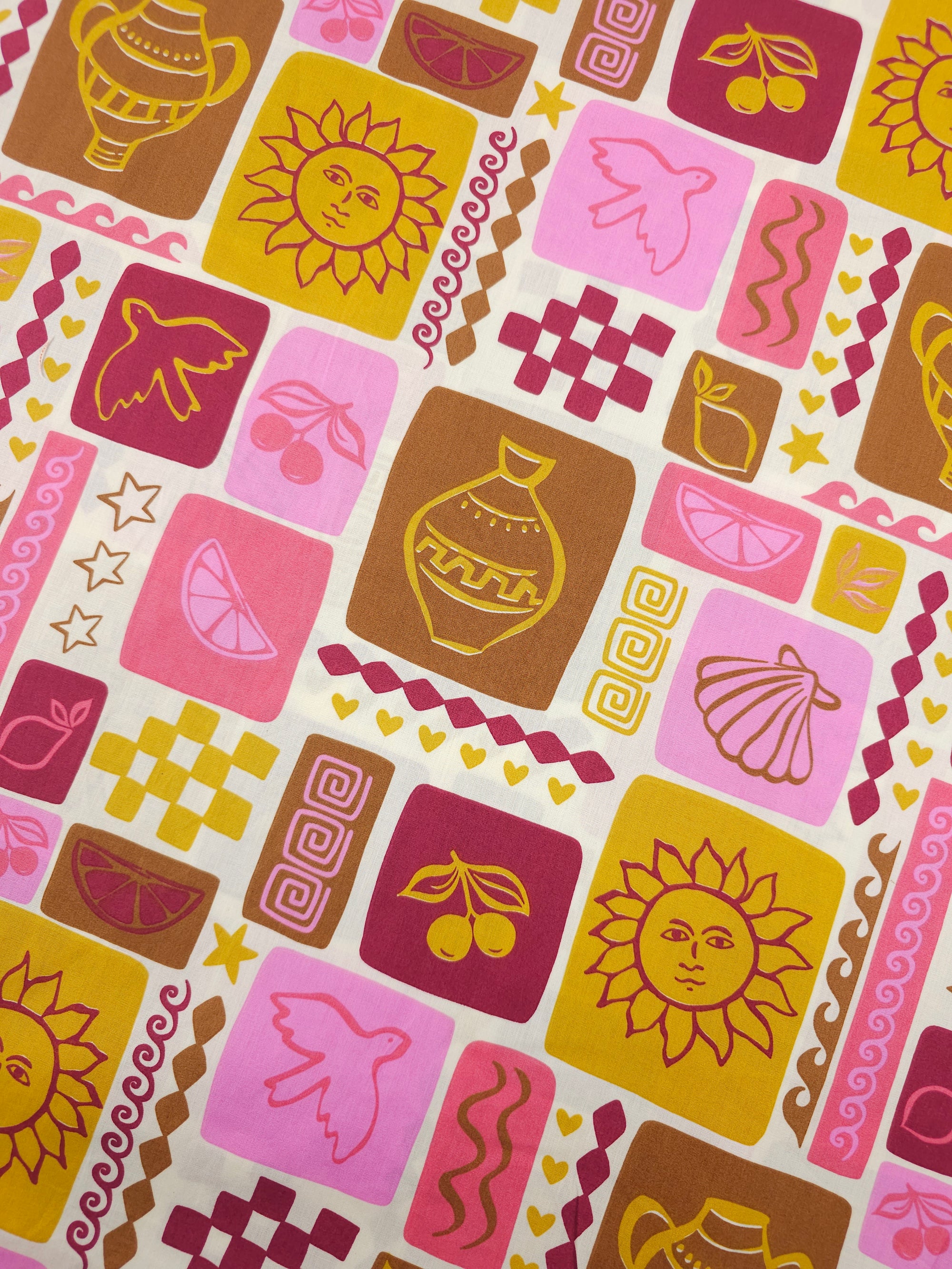 Berry/Bronze Summer Patchwork Lightweight Cotton 60"