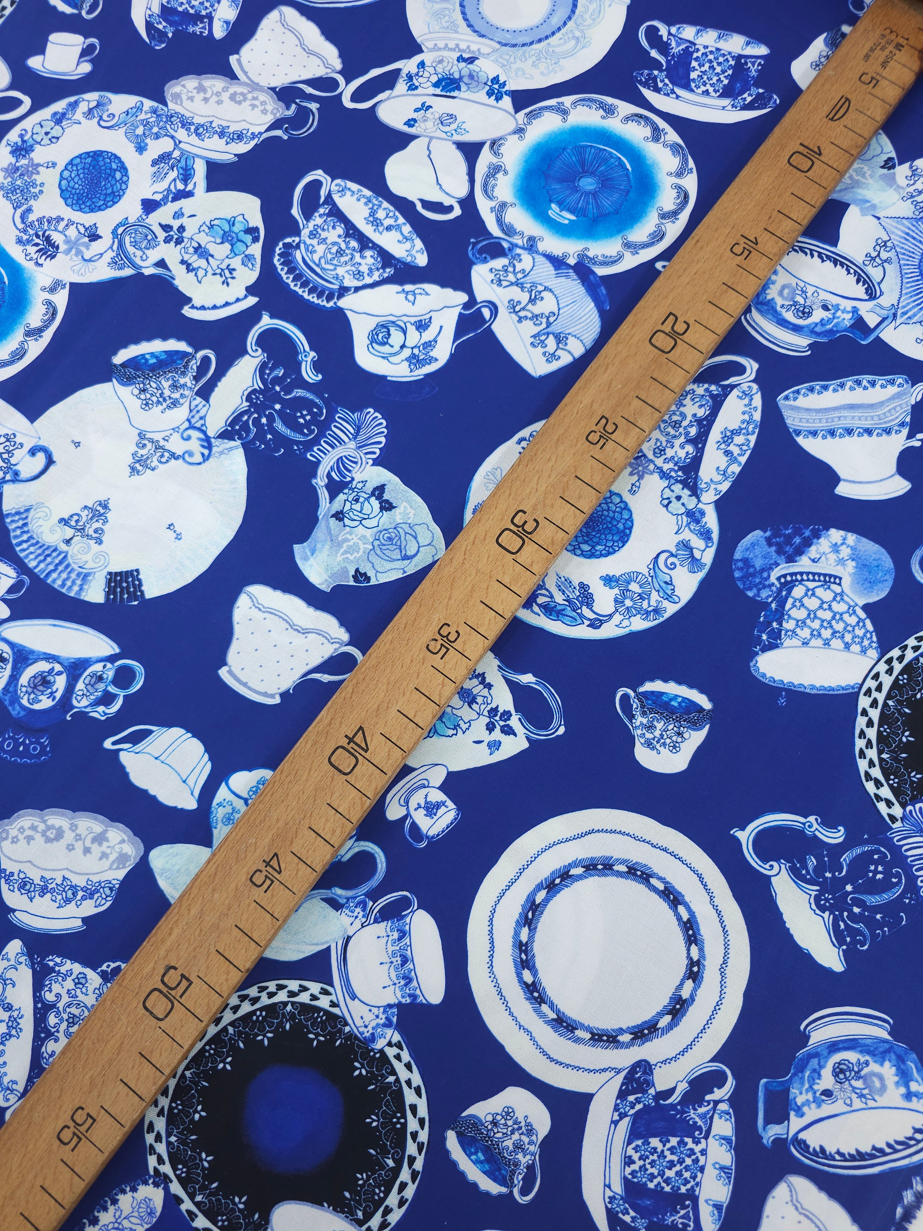 Blue Vintage Tea Party 100% Cotton - Robert Kaufman