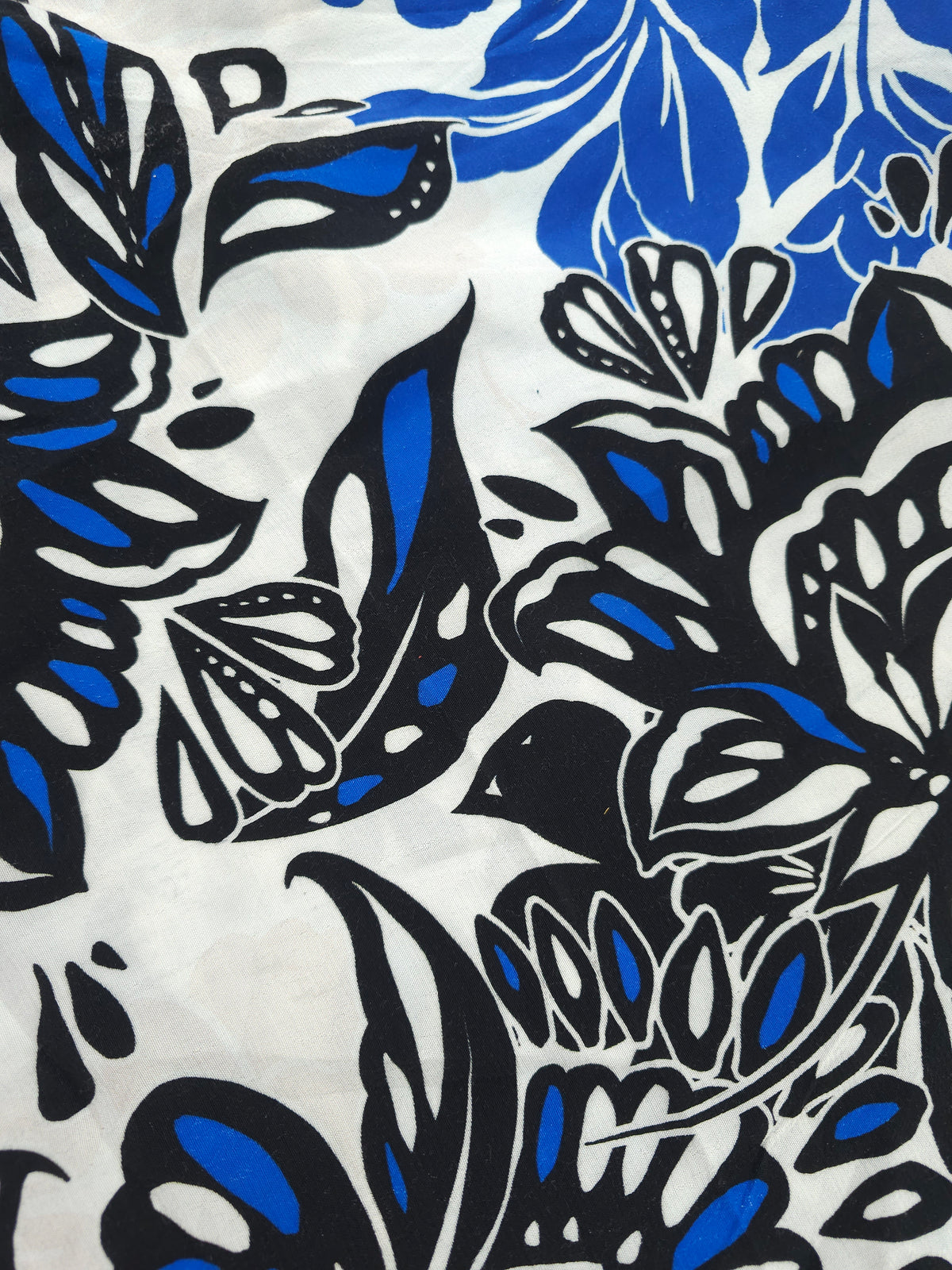 Black and blue floral Viscose- 3m piece