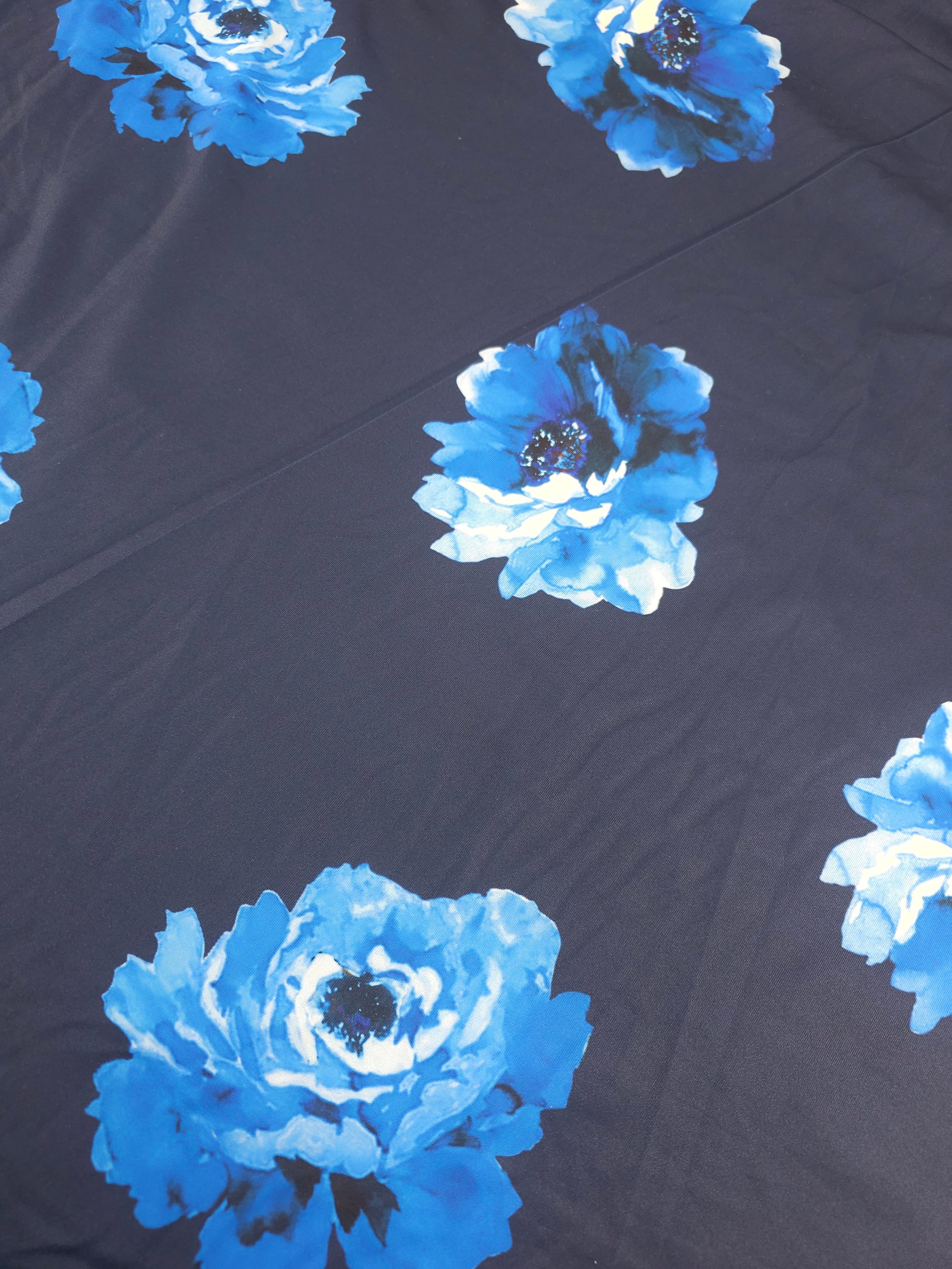 Blue flower Viscose- 4.5m piece