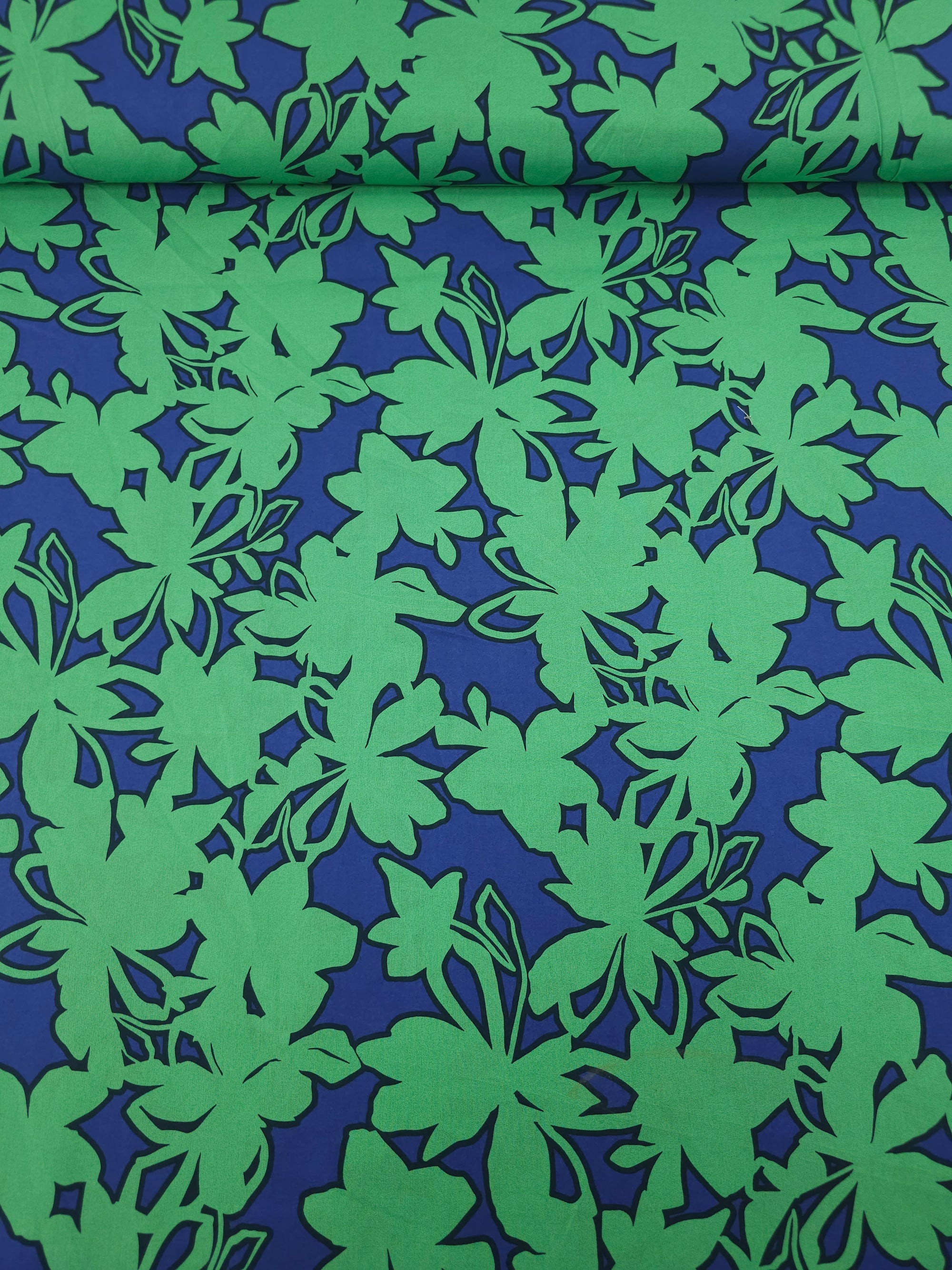 Blue/Green Floral Outline Fine Cotton Poplin 60"