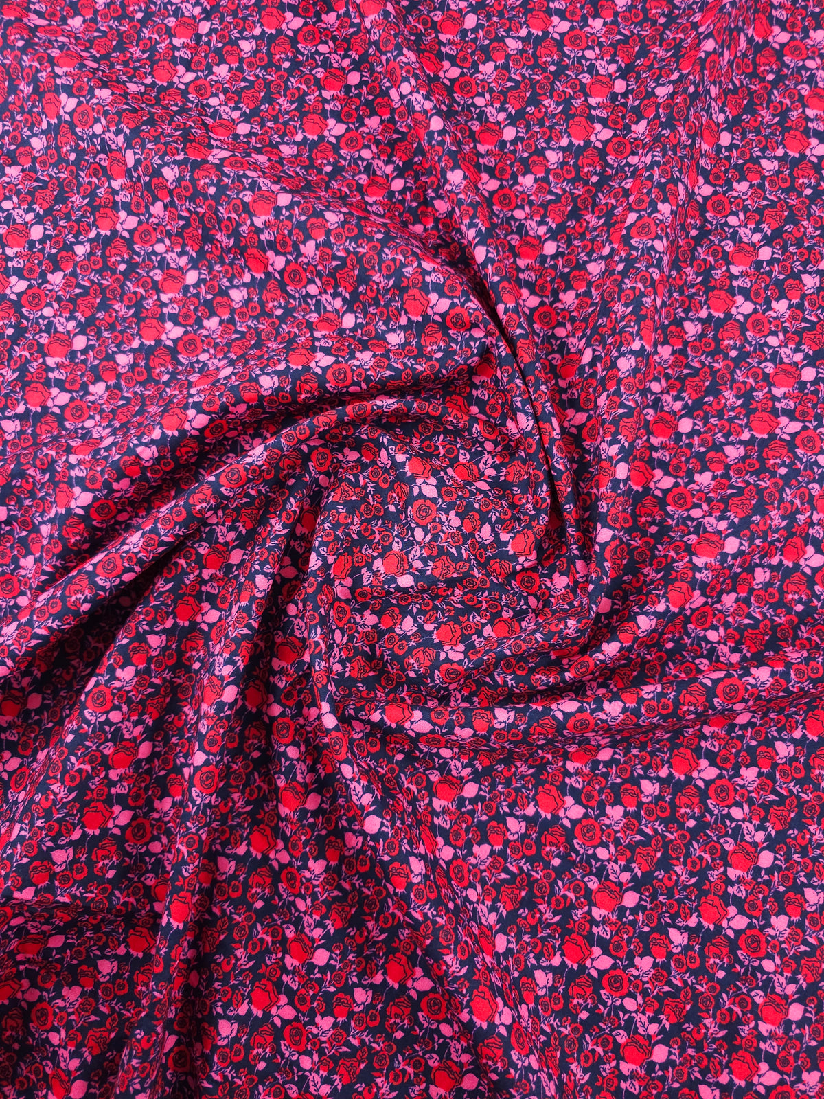 Red/Navy Small Ditsy Roses Cotton Poplin