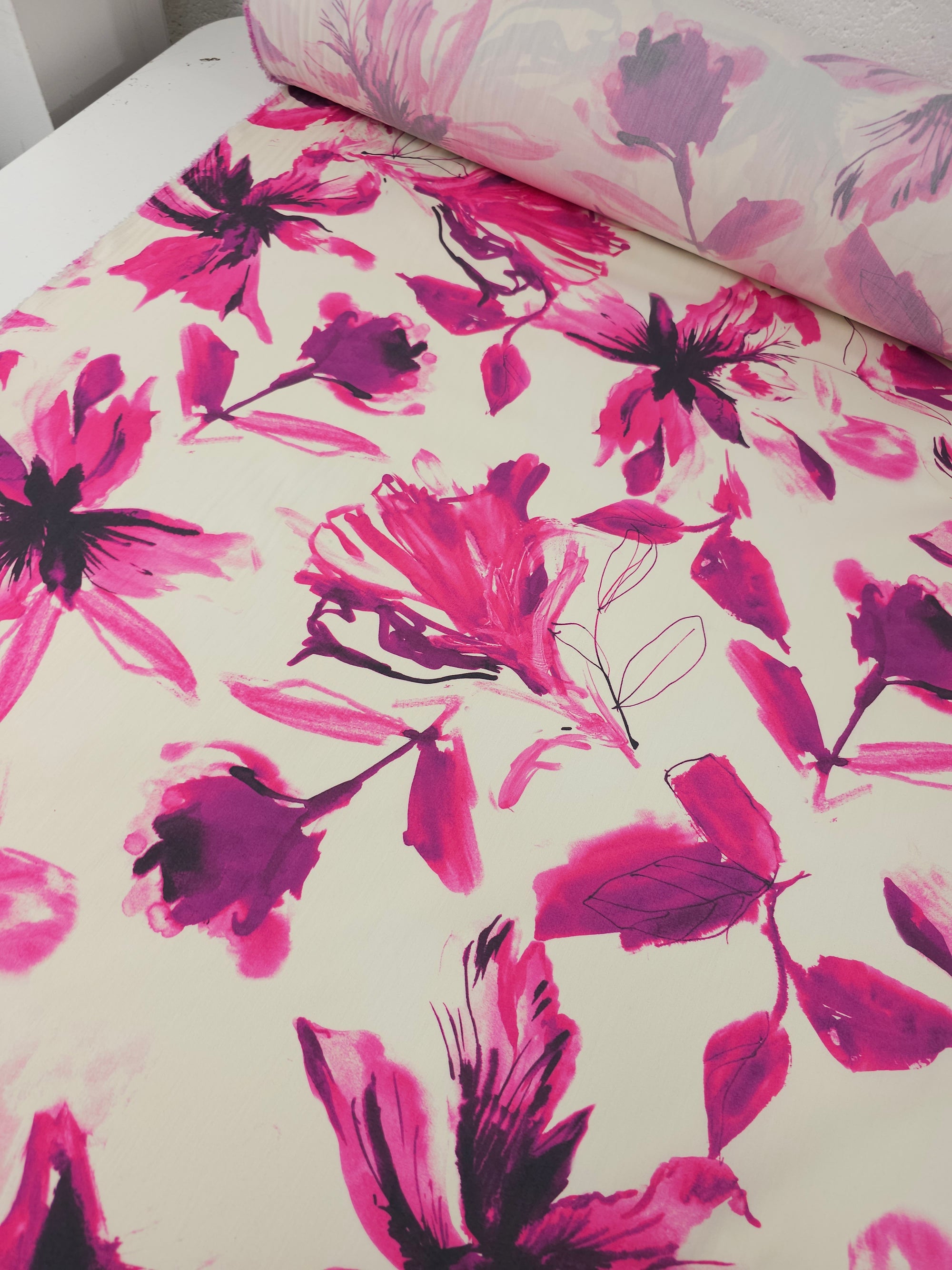 Cream/Magenta Watercolour Floral Lightweight Cotton Stretch
