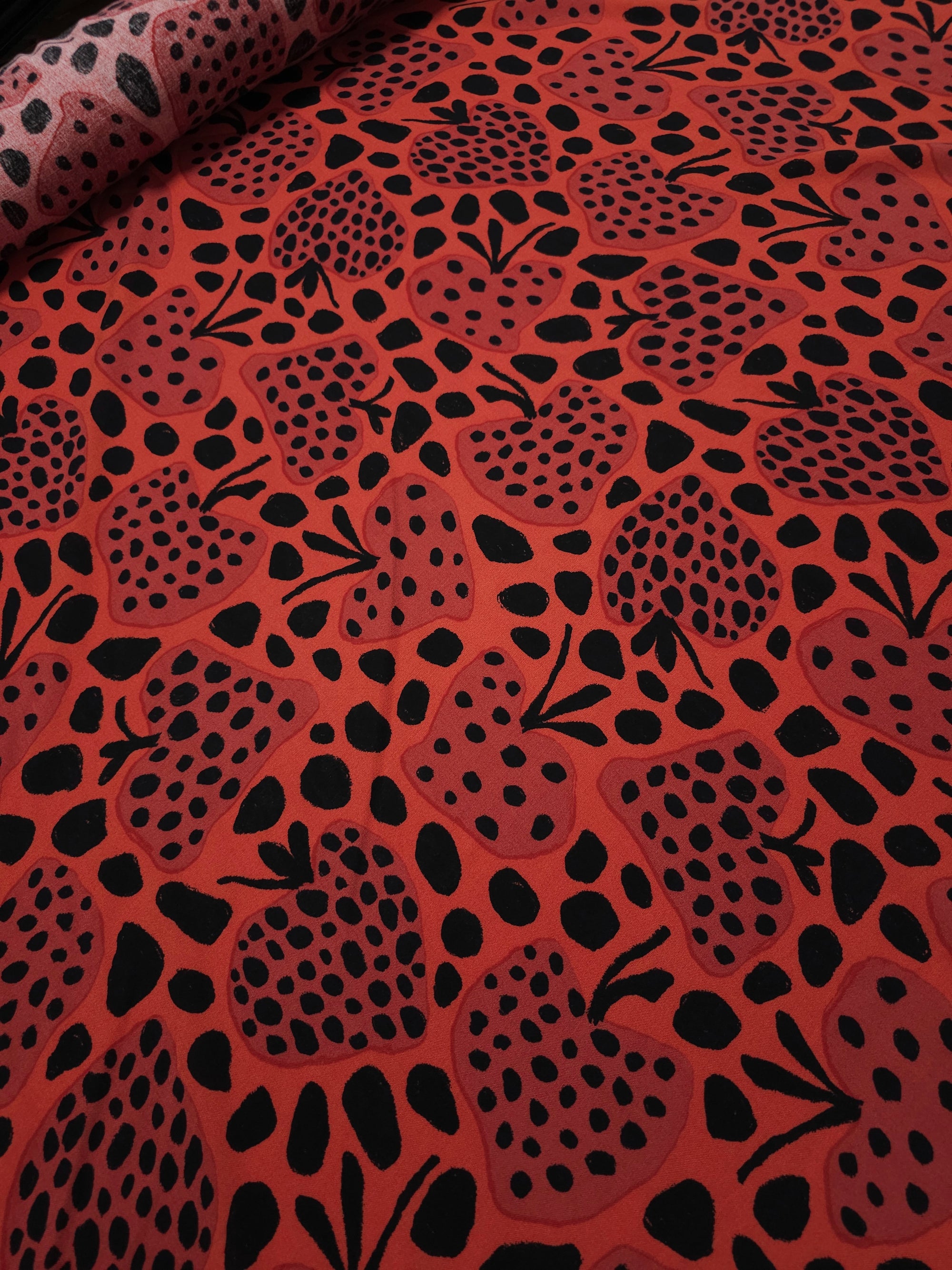 Red/Black Irregular Strawberry Viscose Challis