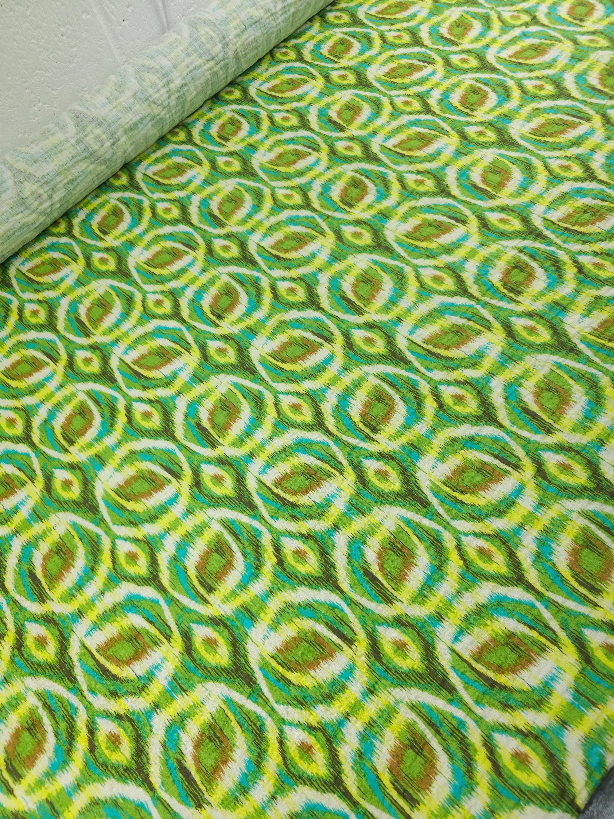 Green Abstract Blur Circle Crinkle Double Gauze