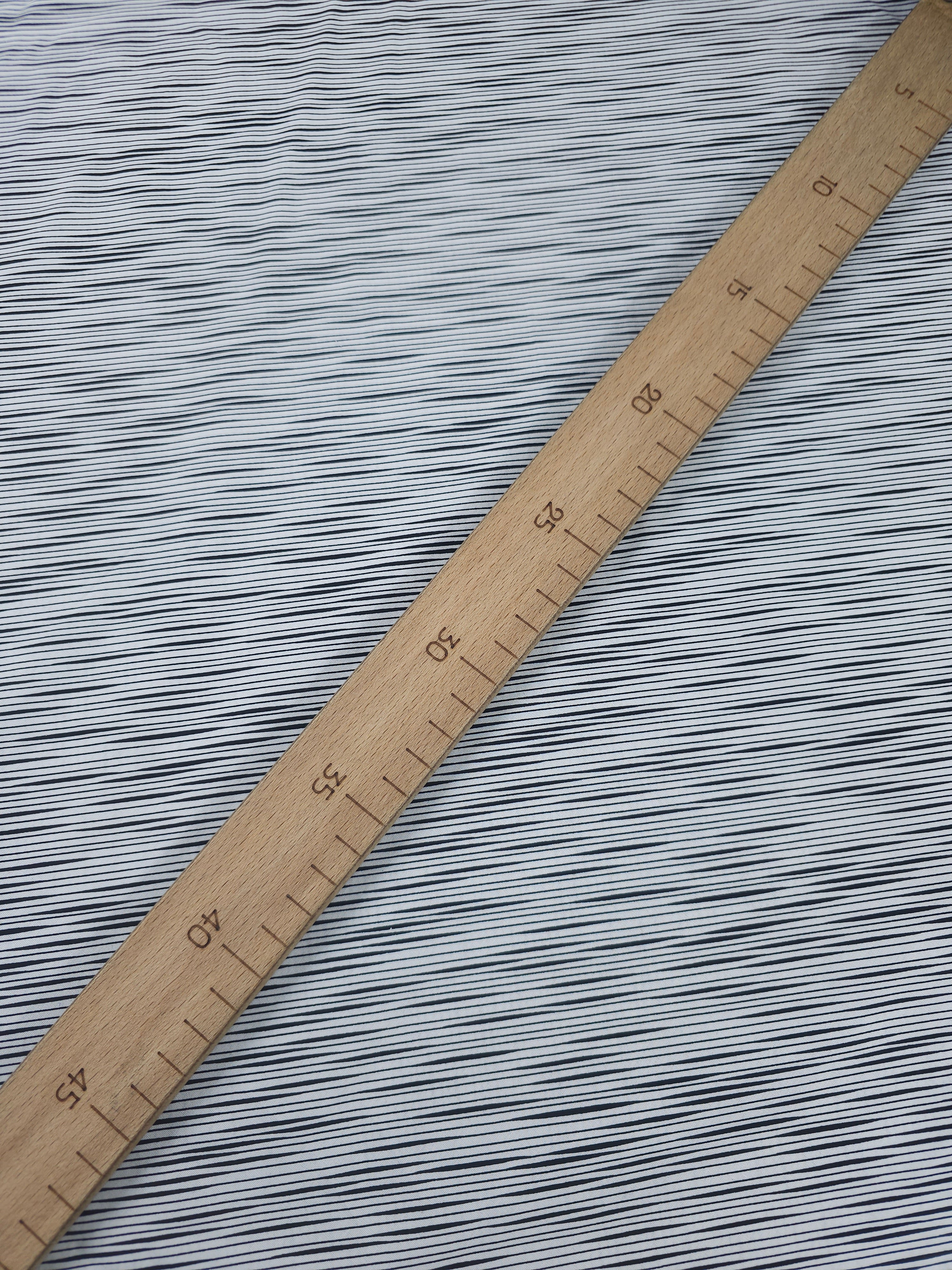 Black/White Diagonal Stripe 100% Cotton 55”