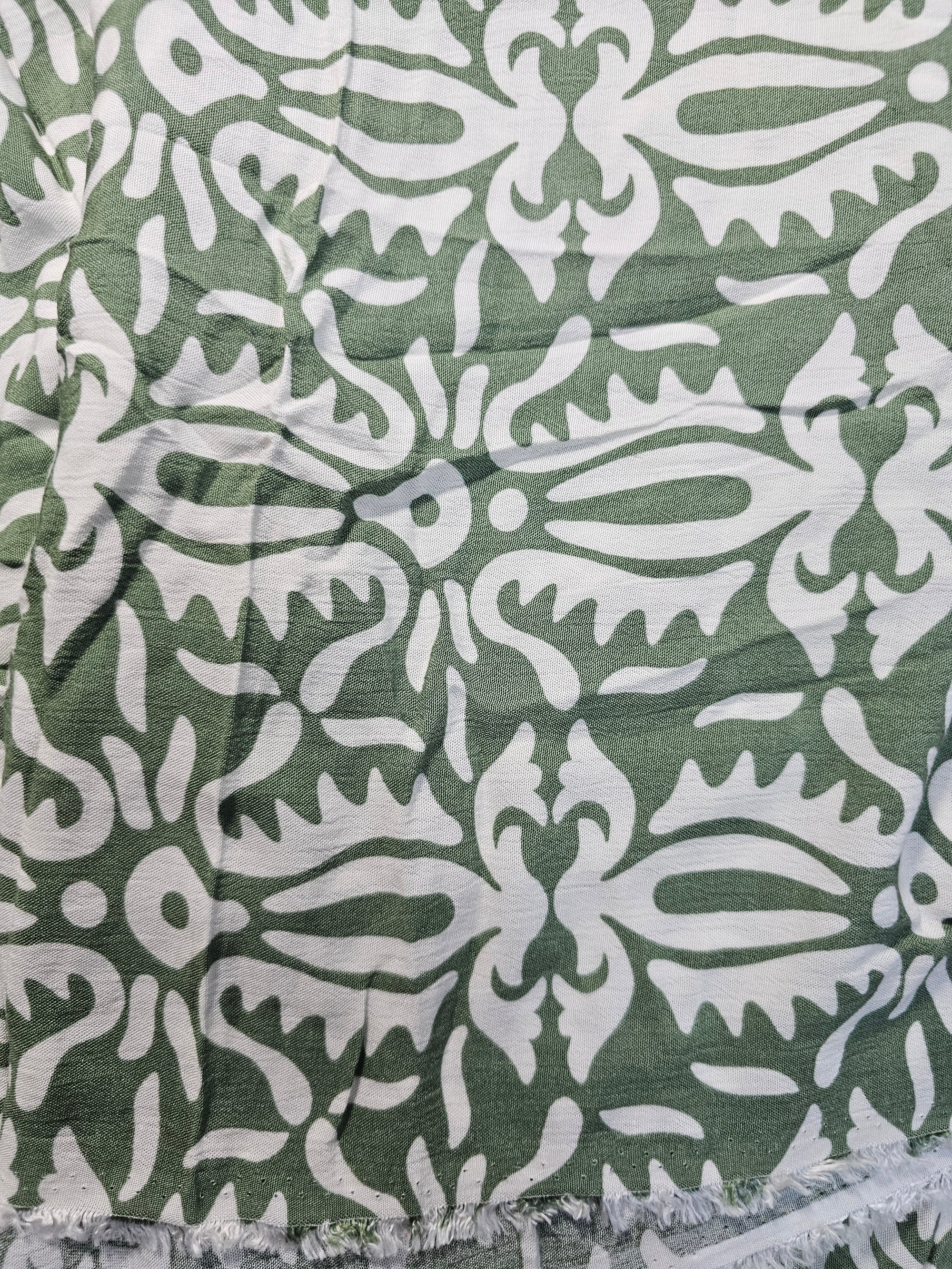 Green Palm Grove - 1.1m Piece