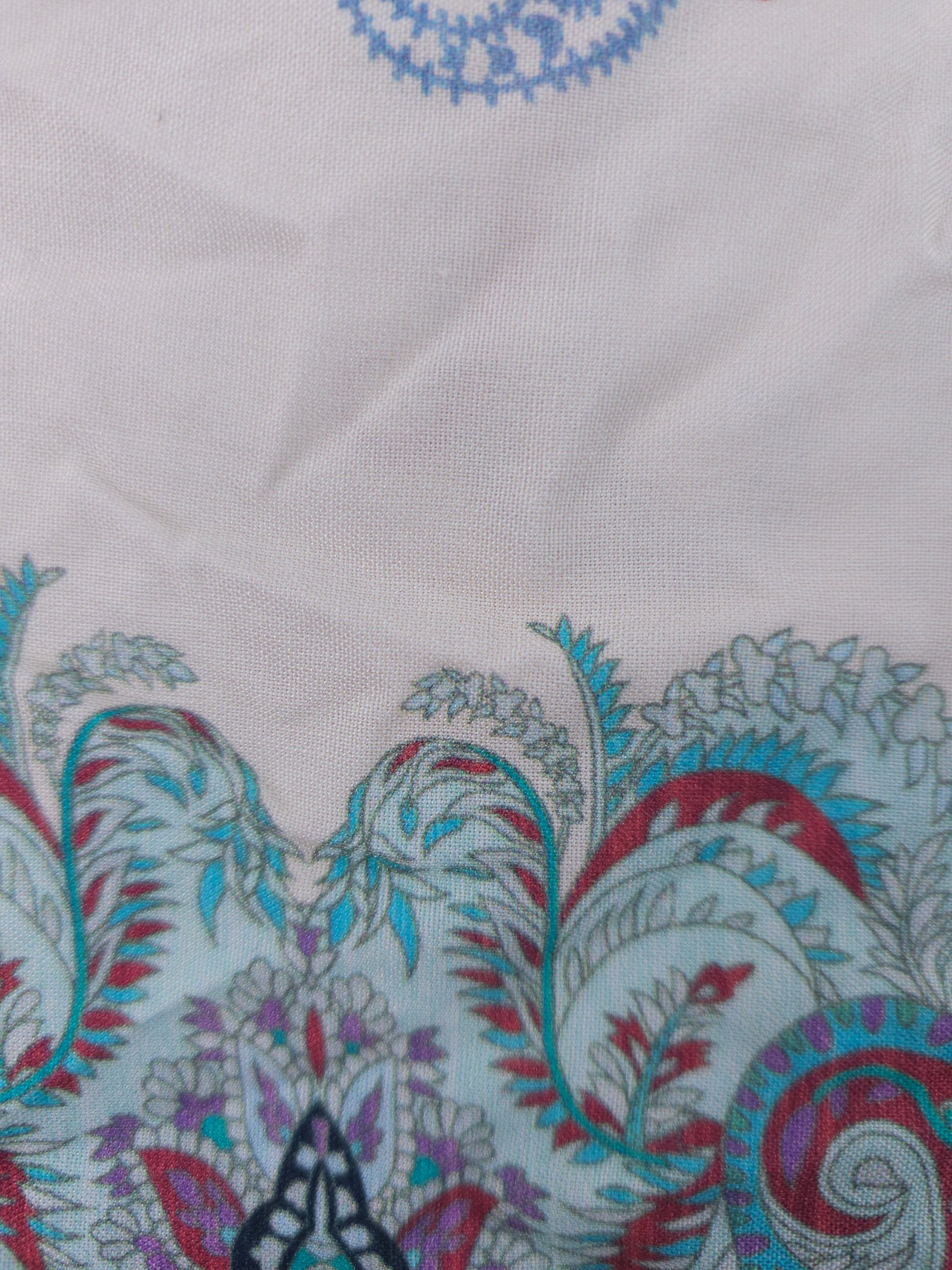 Cyan magenta paisley Viscose - 3.2m piece