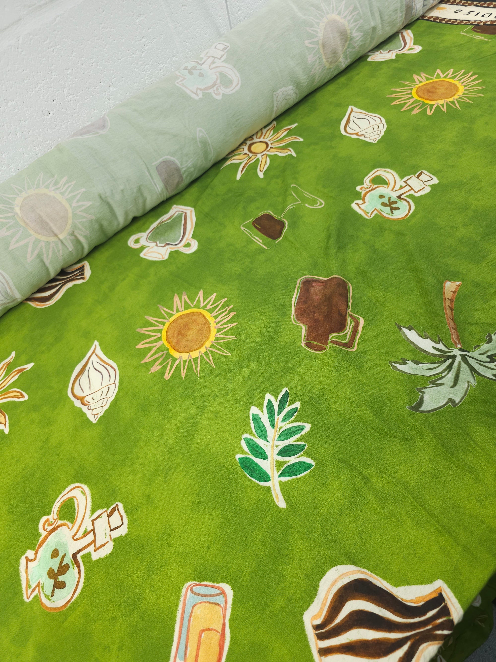 Paradiso Island Trinkets Modal