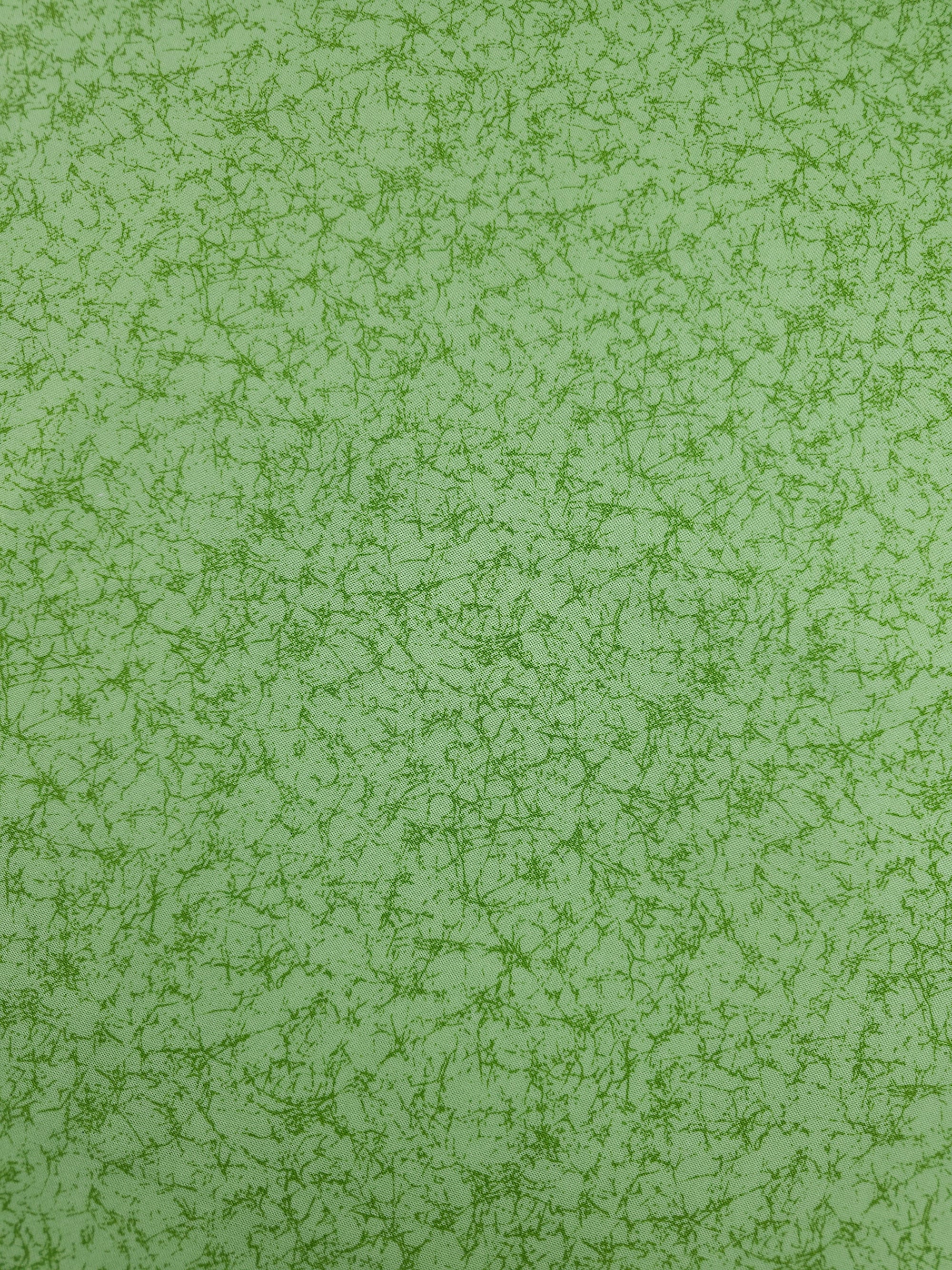 Pale Lime Static Crackle Web 100% Cotton