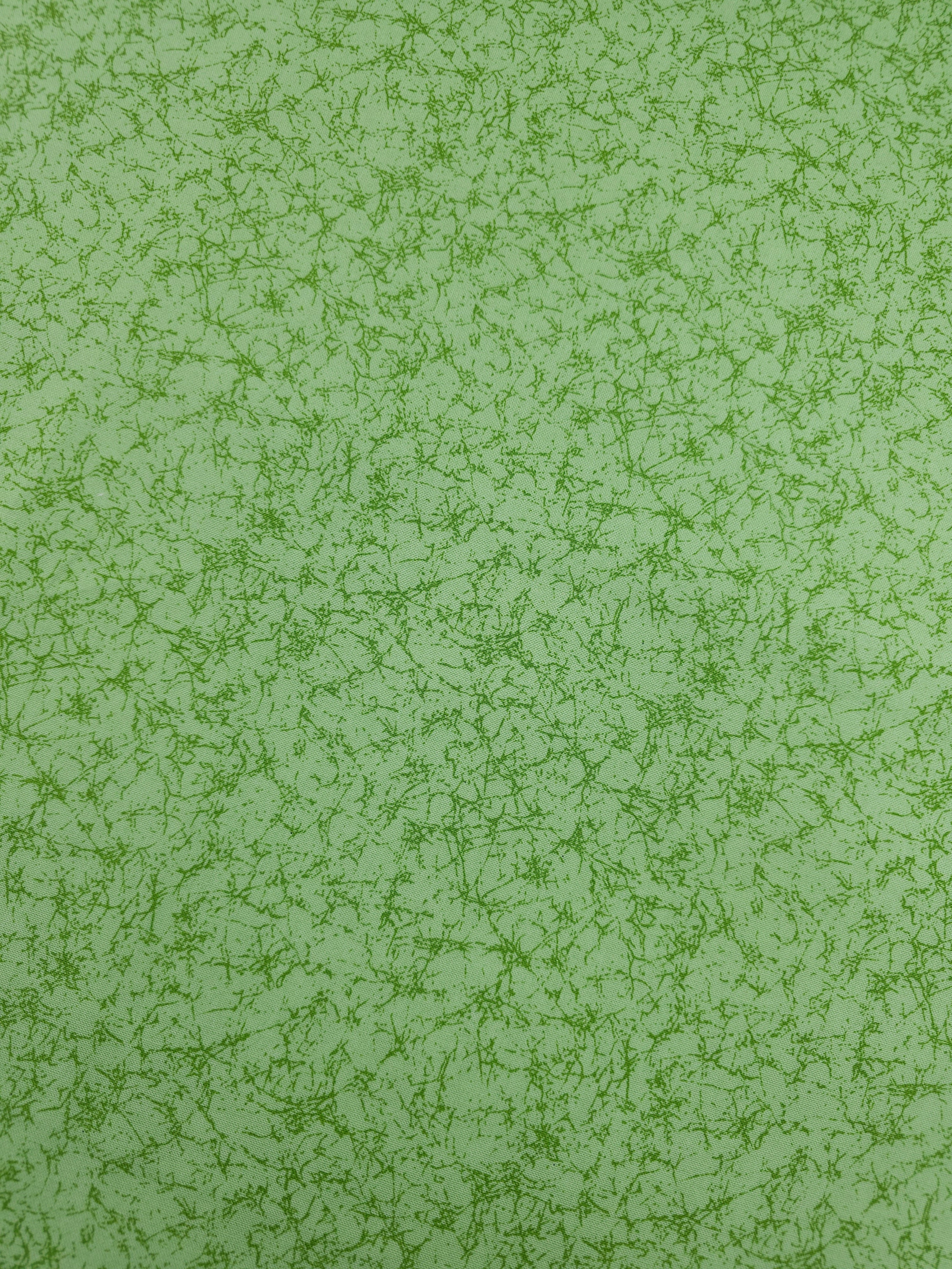 Pale Lime Static Crackle Web 100% Cotton