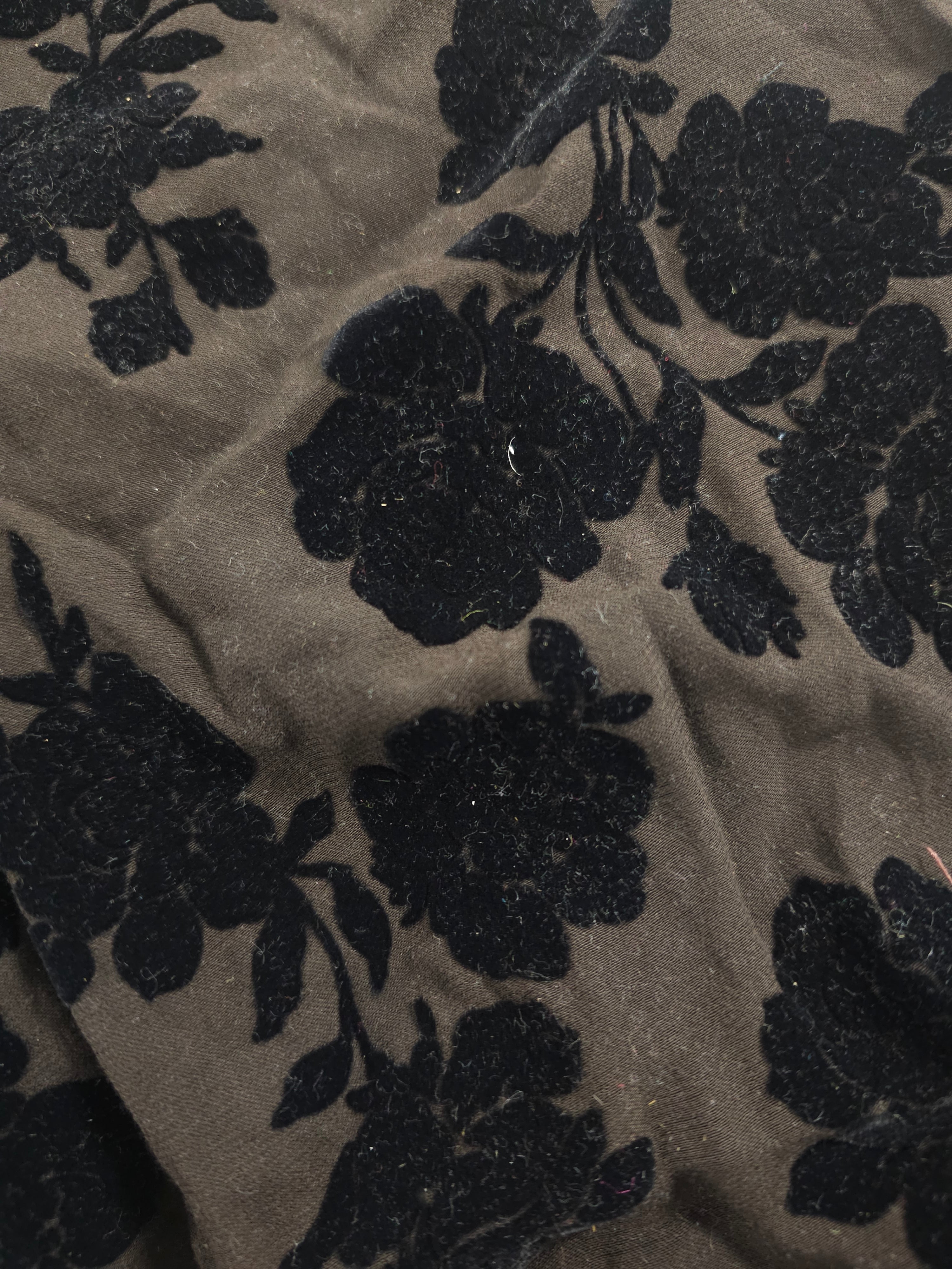 Choco flower Velvet Viscose- 5m piece