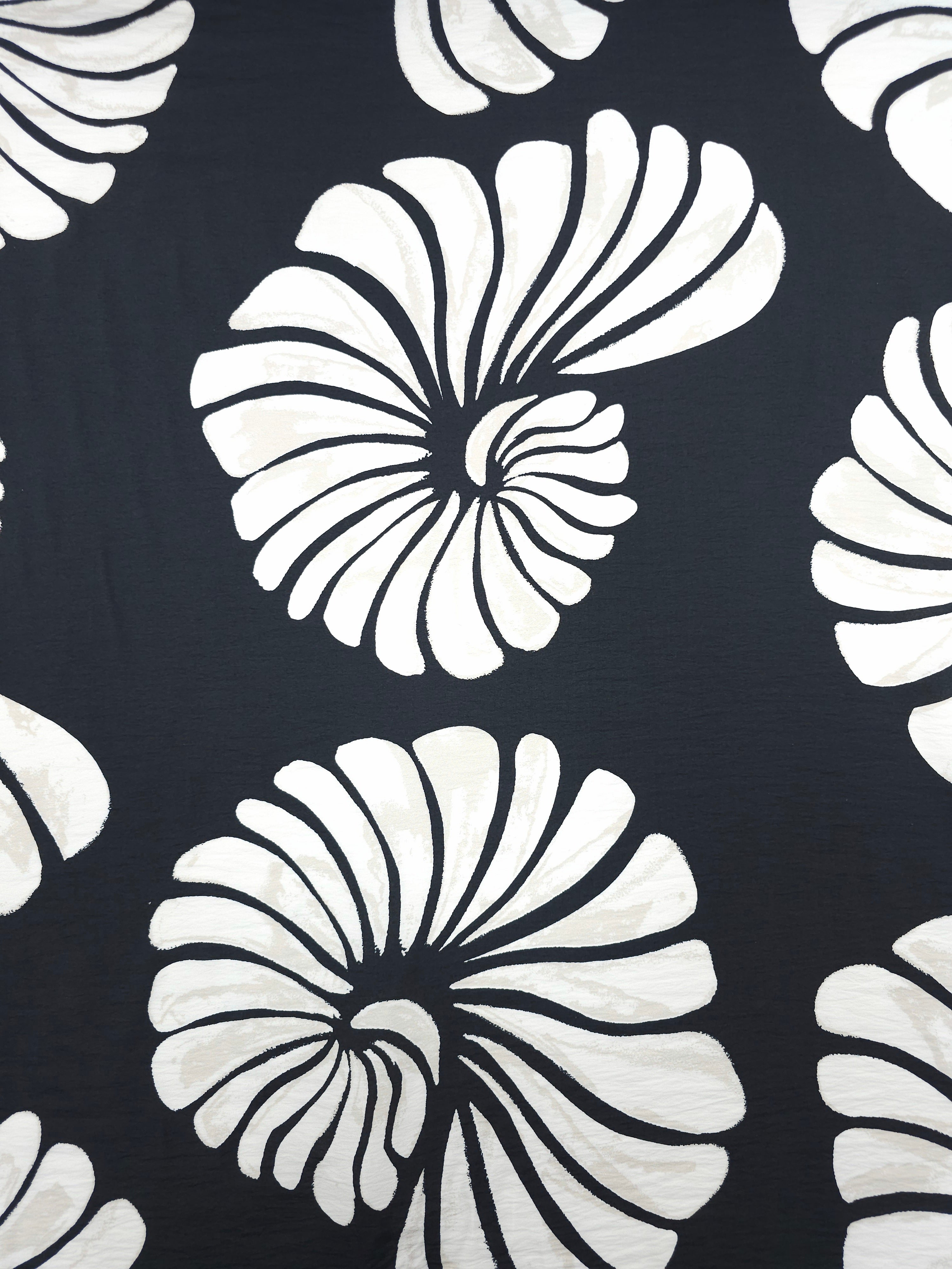Cream/Black Large Shell Modal Viscose