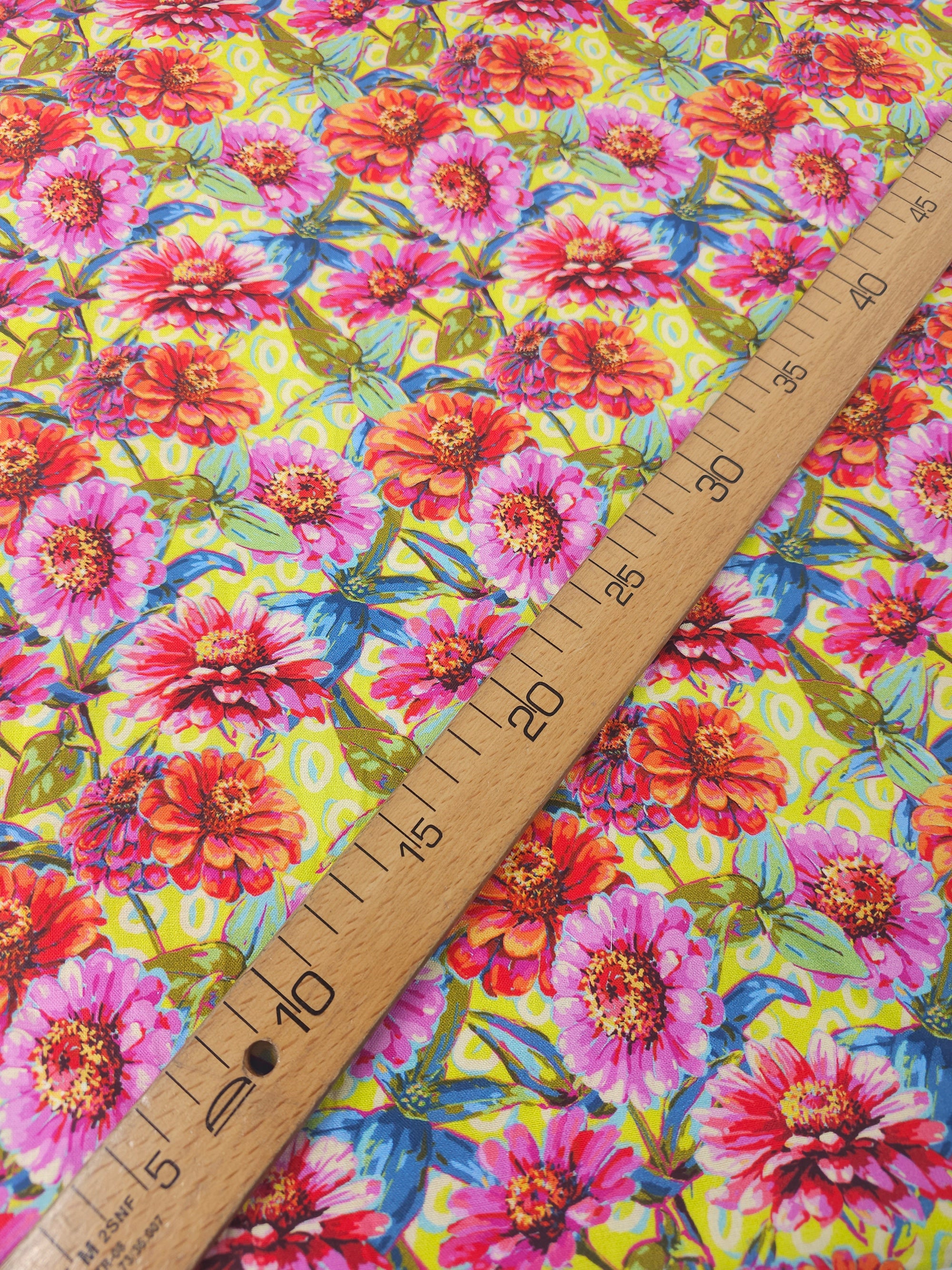 Yellow Vibrant Giant Zinnias Floral 100% Cotton - Odile Bailloeul