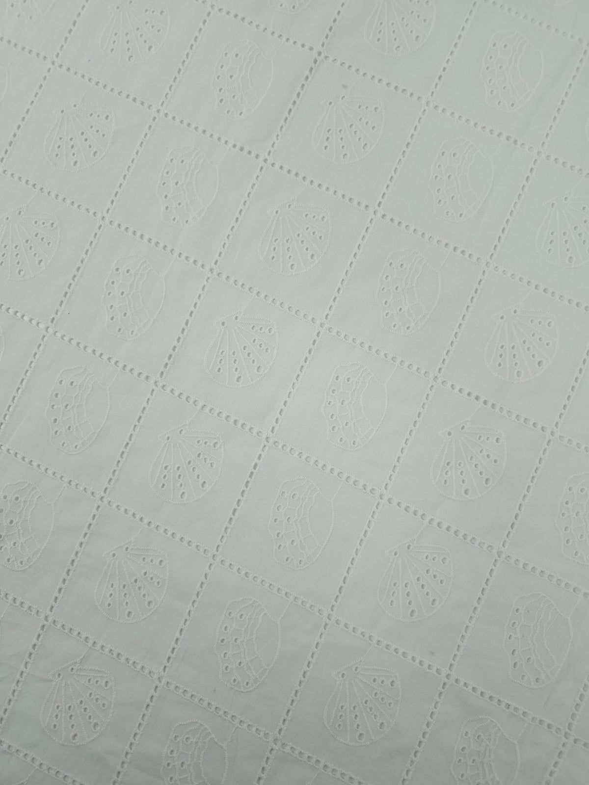 White Shell Grid Lightweight Cotton Broderie Anglaise