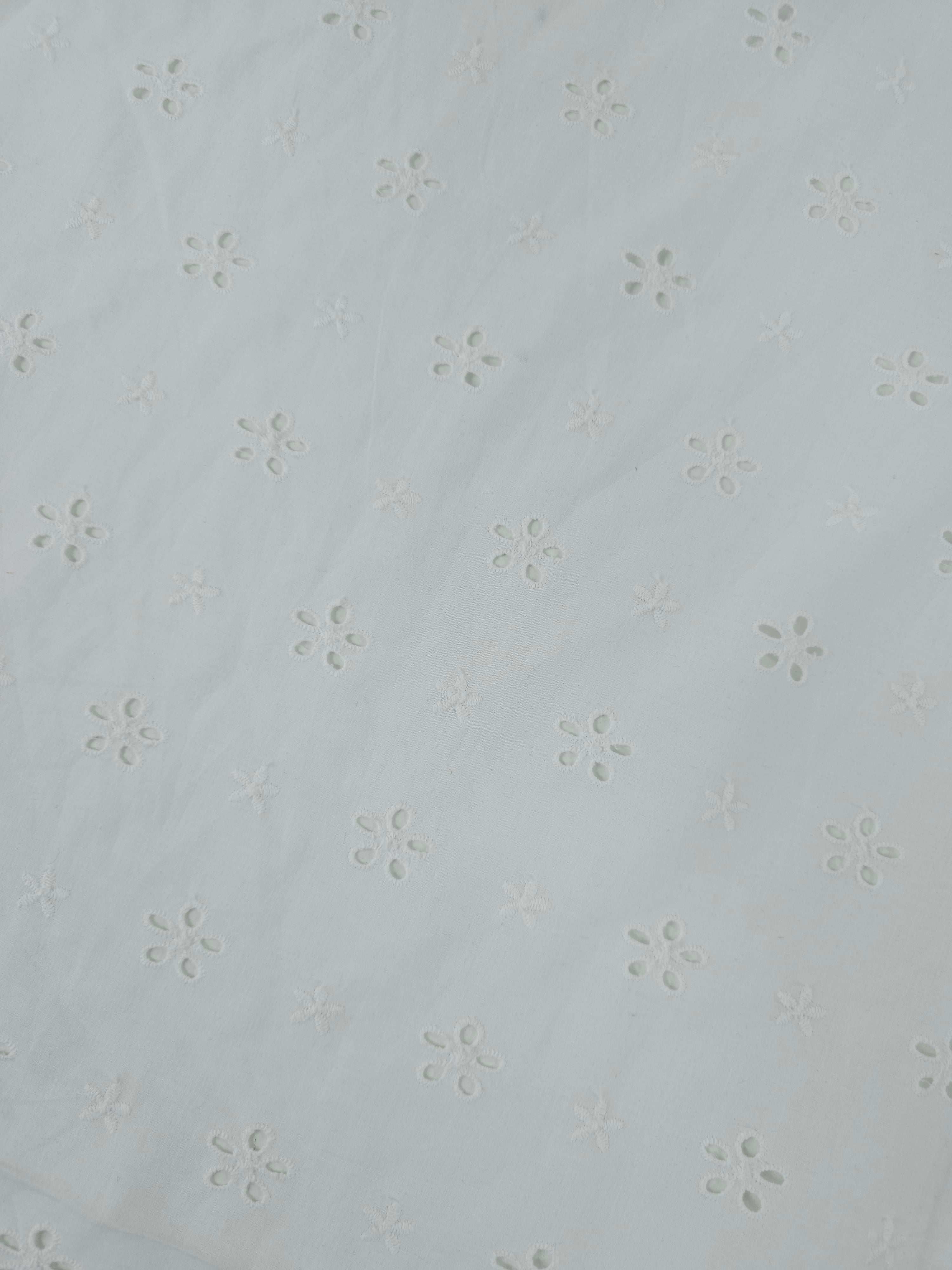 White Star Daisy Flower Cambric Cotton Broderie Anglaise