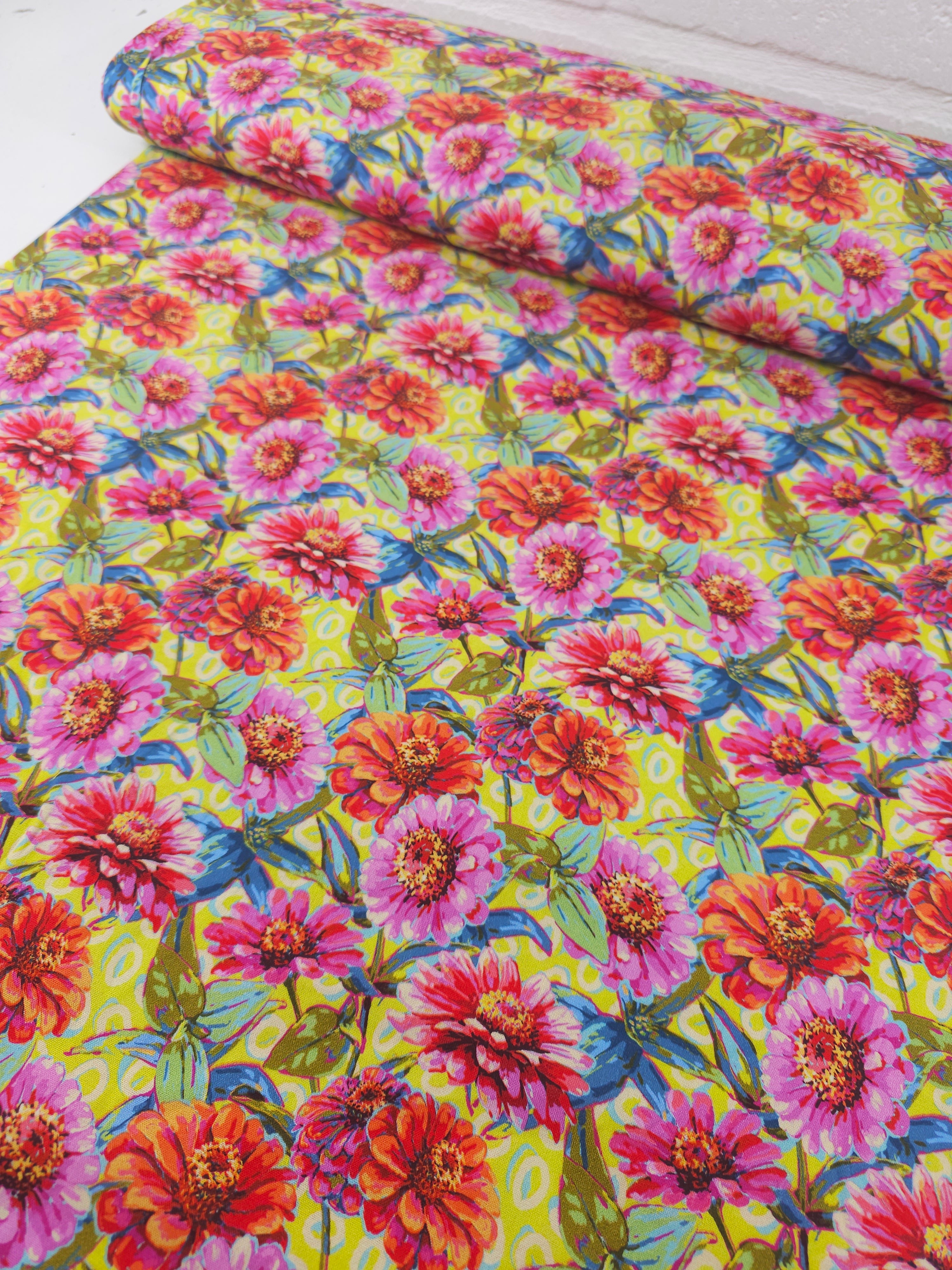 Yellow Vibrant Giant Zinnias Floral 100% Cotton - Odile Bailloeul