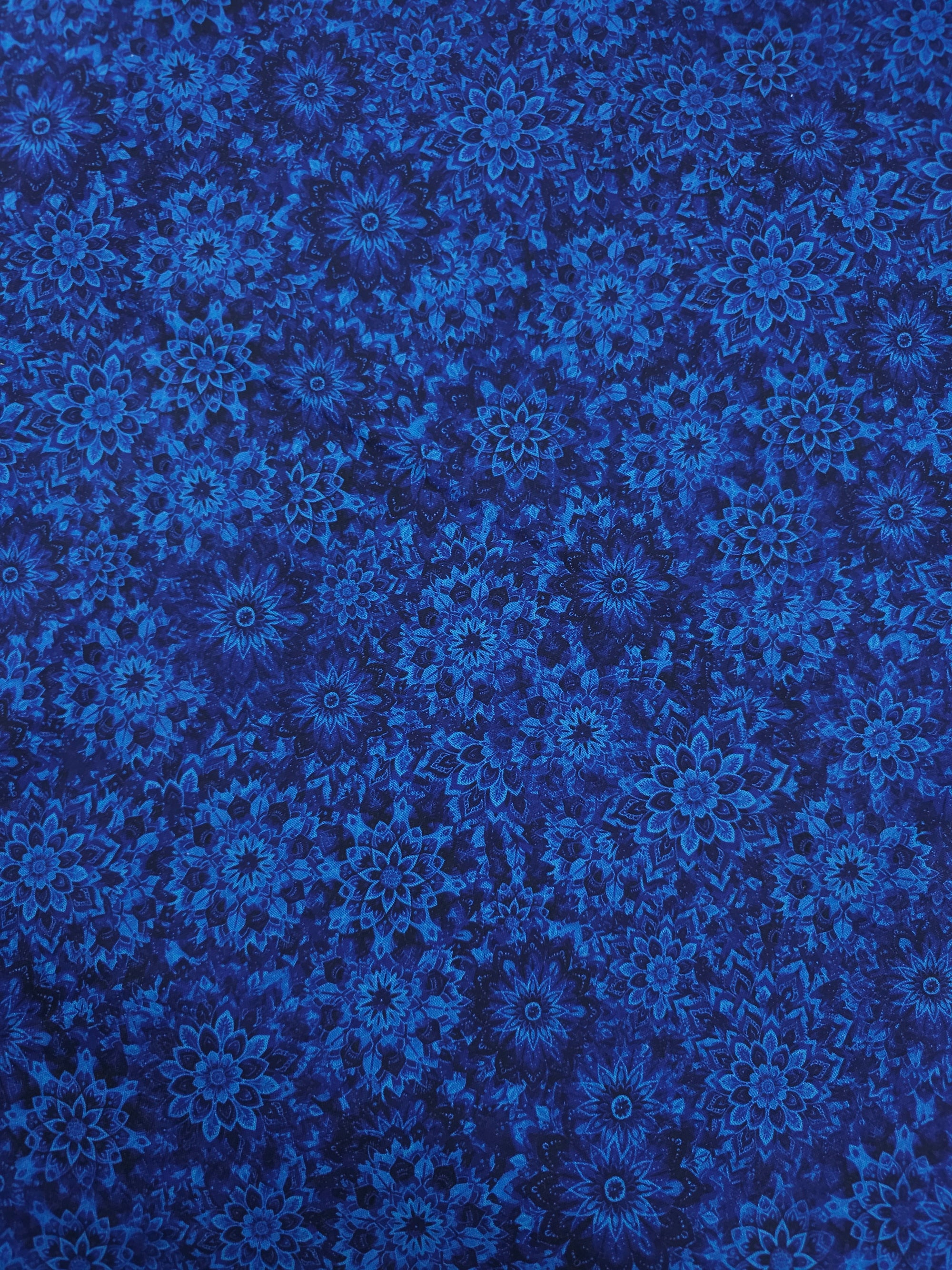 Deep Blue/Indigo Dancing Dahlias Kaleidoscope 100% Cotton 106" *EXTRA WIDE*