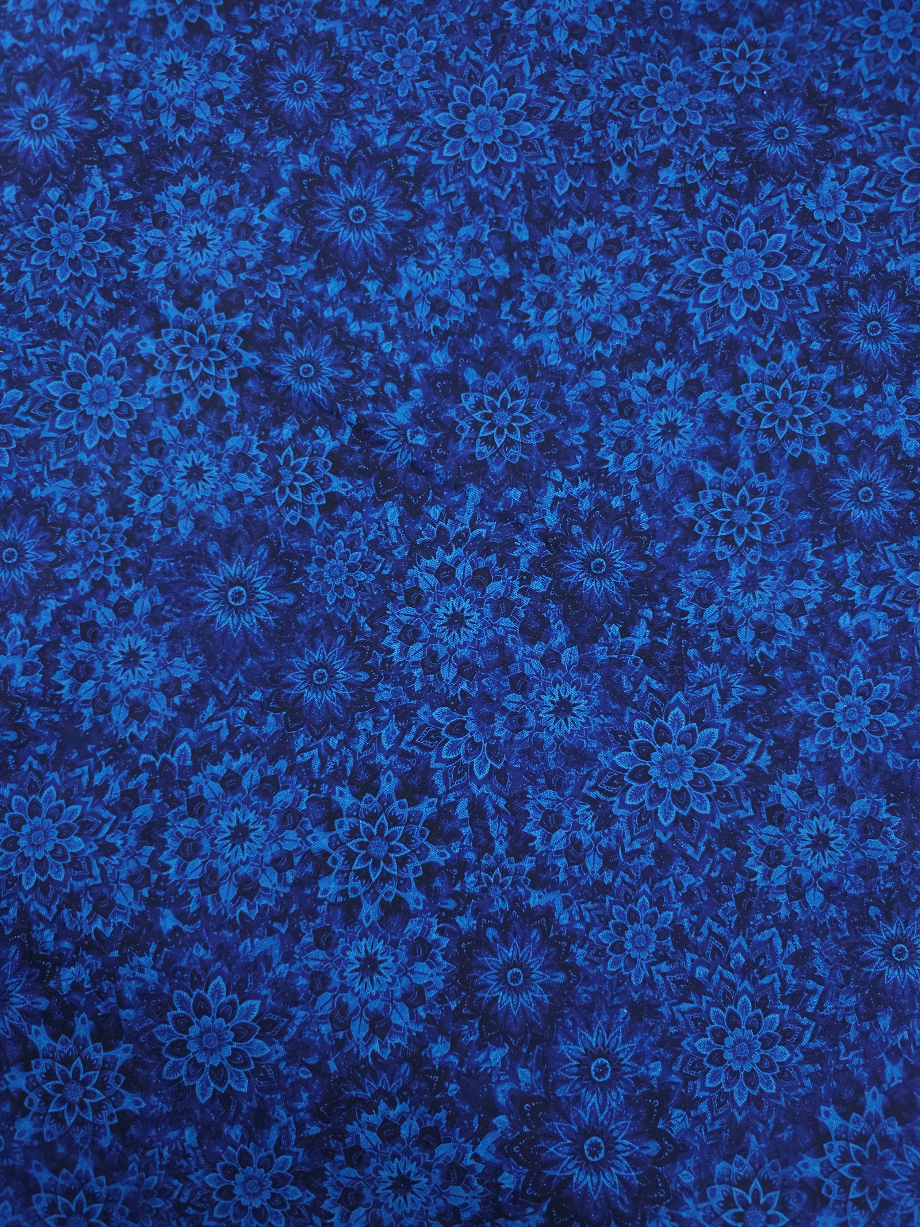 Deep Blue/Indigo Dancing Dahlias Kaleidoscope 100% Cotton 106" *EXTRA WIDE*