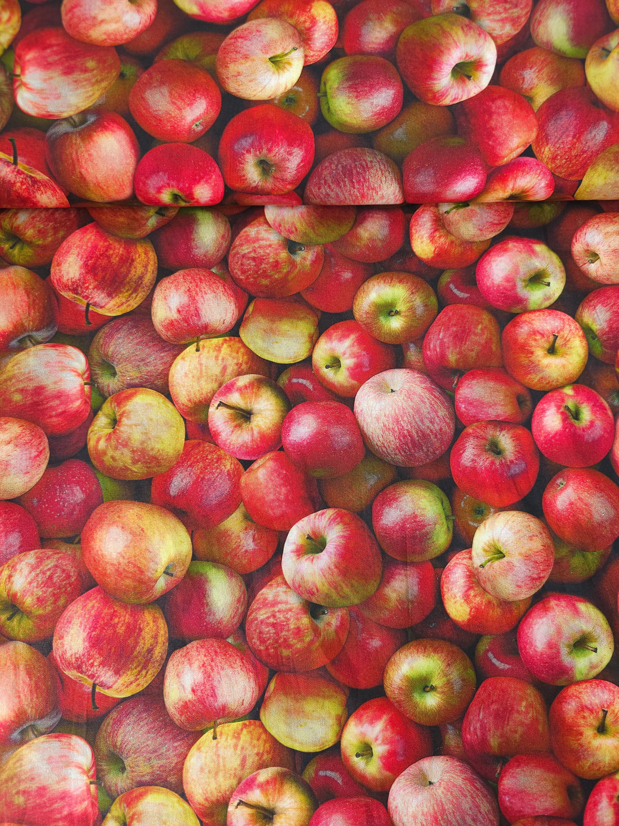 Bunch Of Apples 100% Cotton