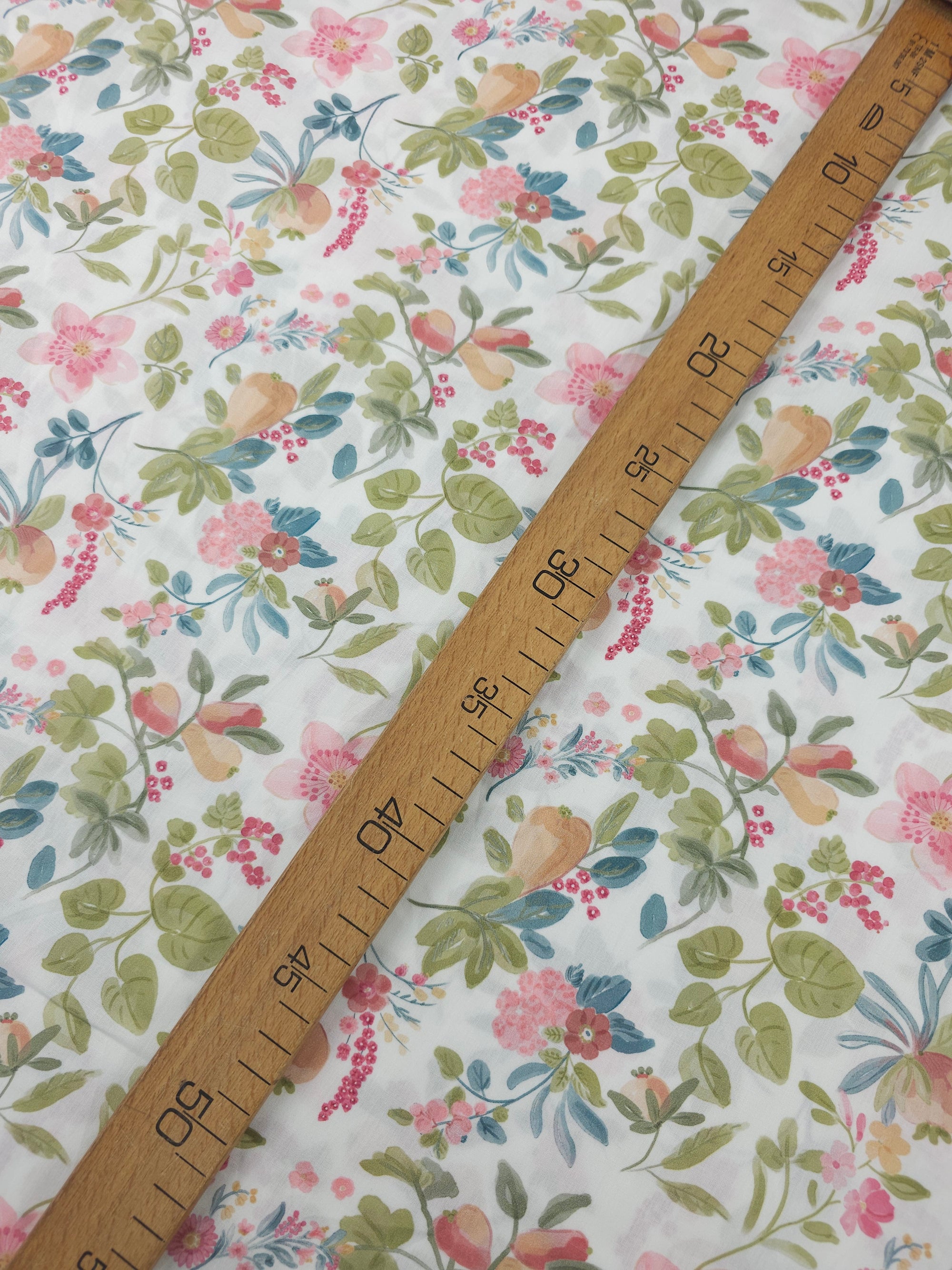 Floral Butternut Squash Stems Lightweight Cotton 57"