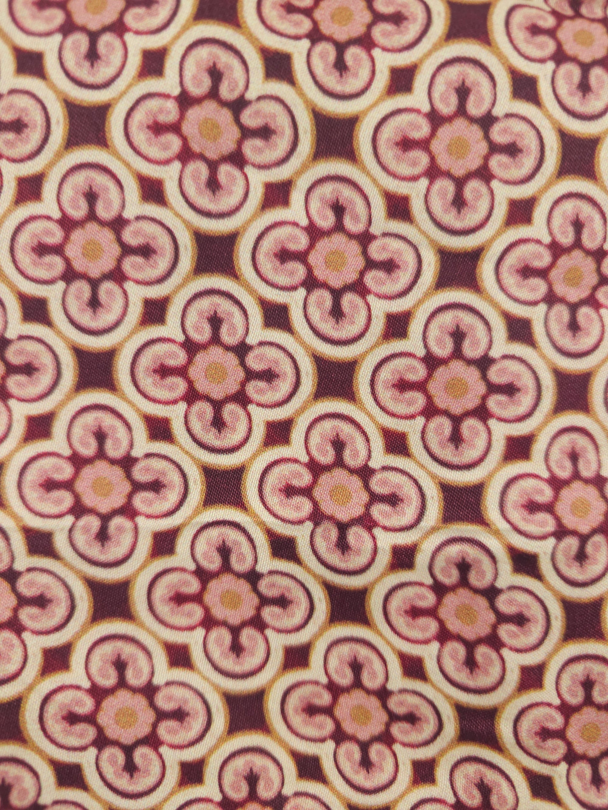 Dusty rose repeat Viscose sateen- 1.5m piece