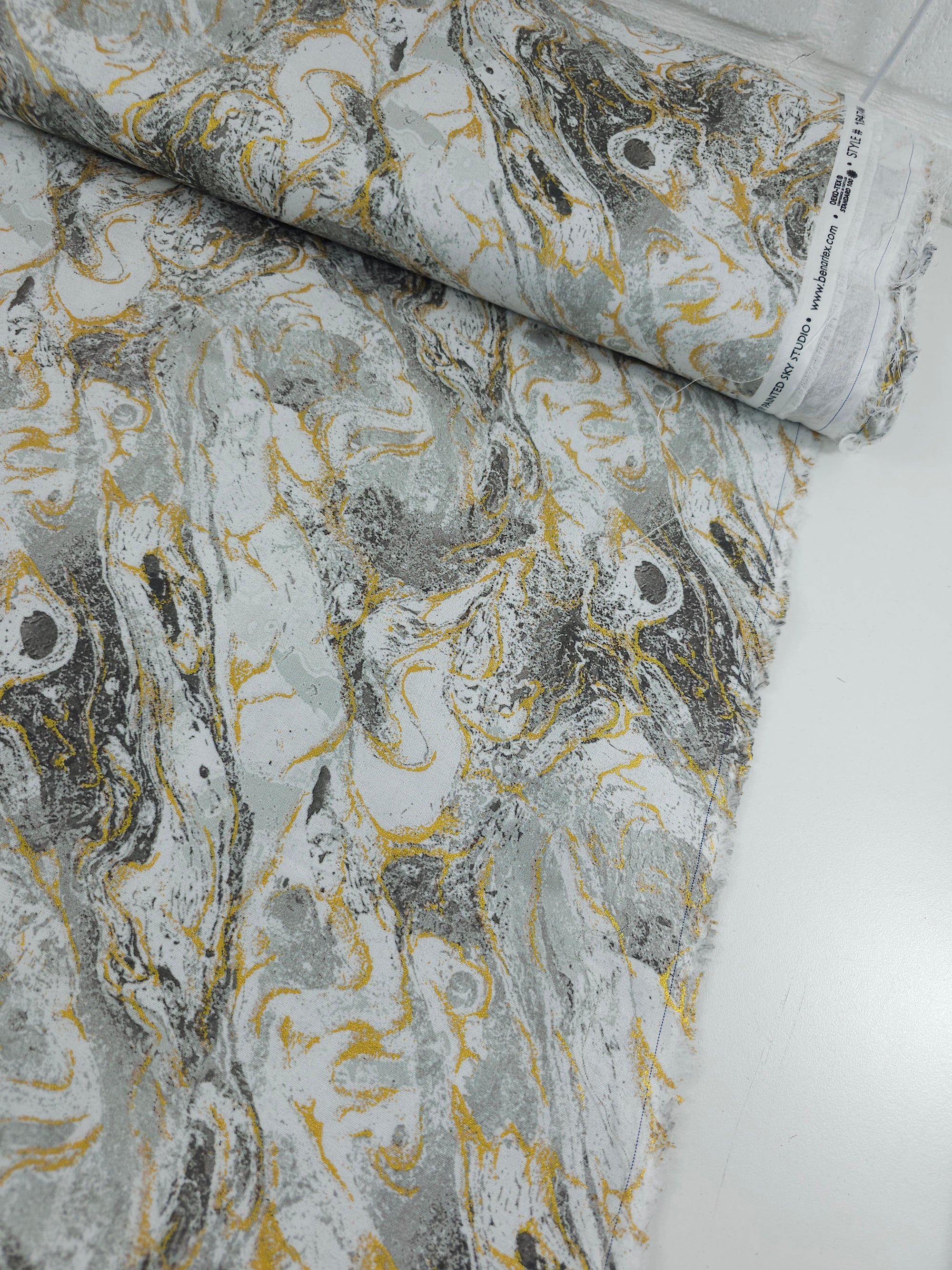 Light Grey/Gold Marble 100% Cotton - Benartex