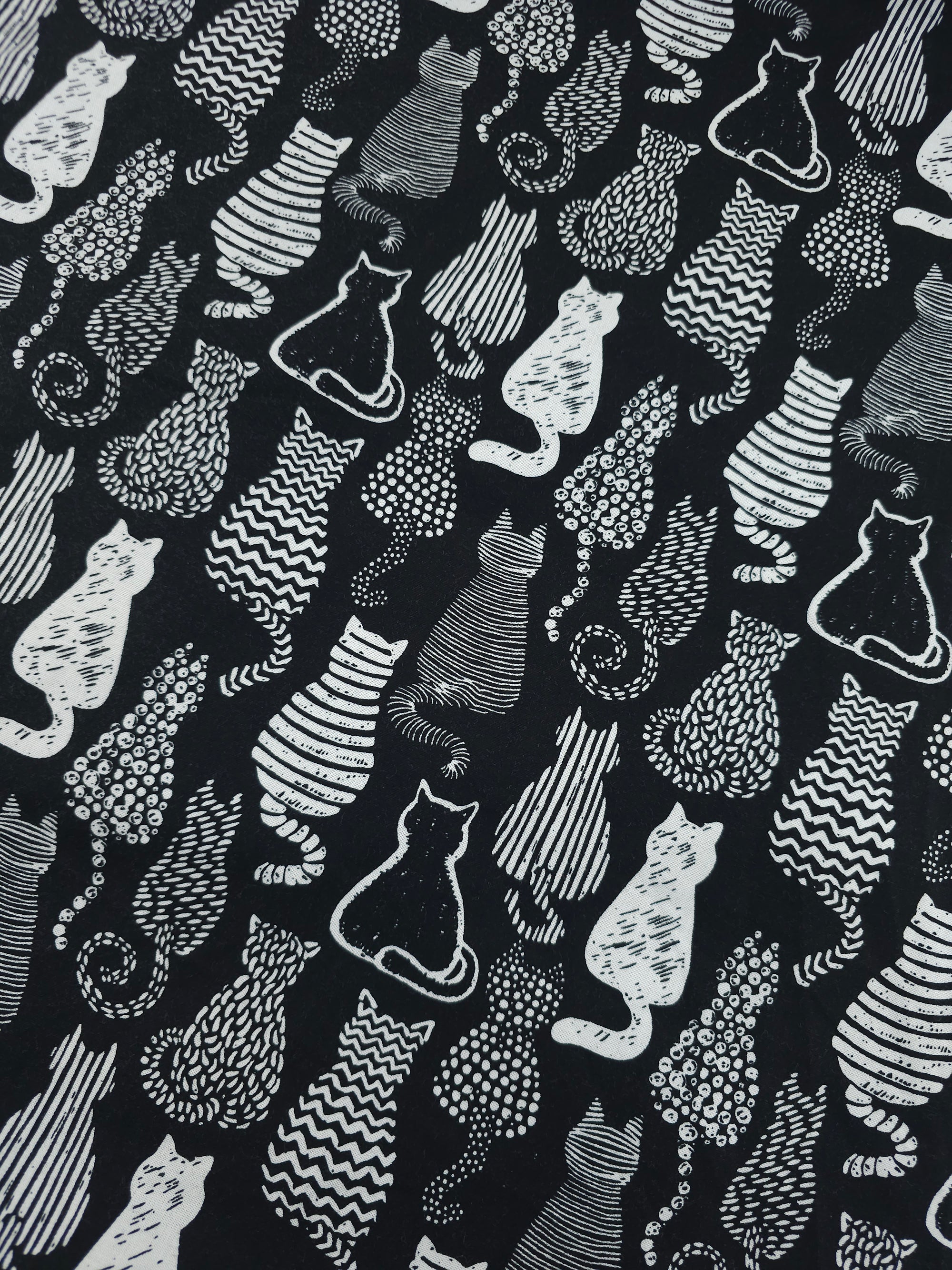 Black/White Abstract Cats 100% Cotton