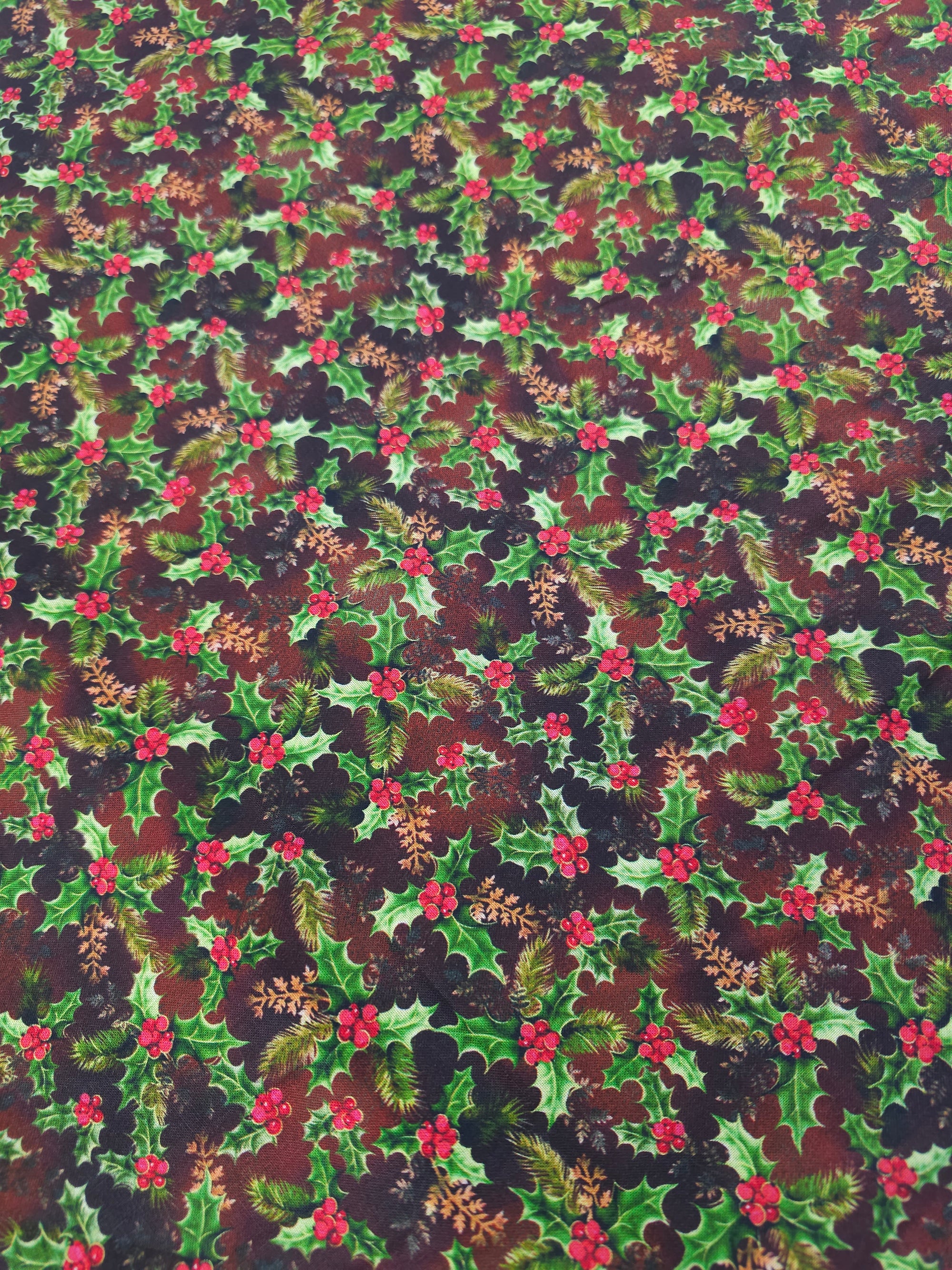 Dark holly leaf Cotton- 2m piece