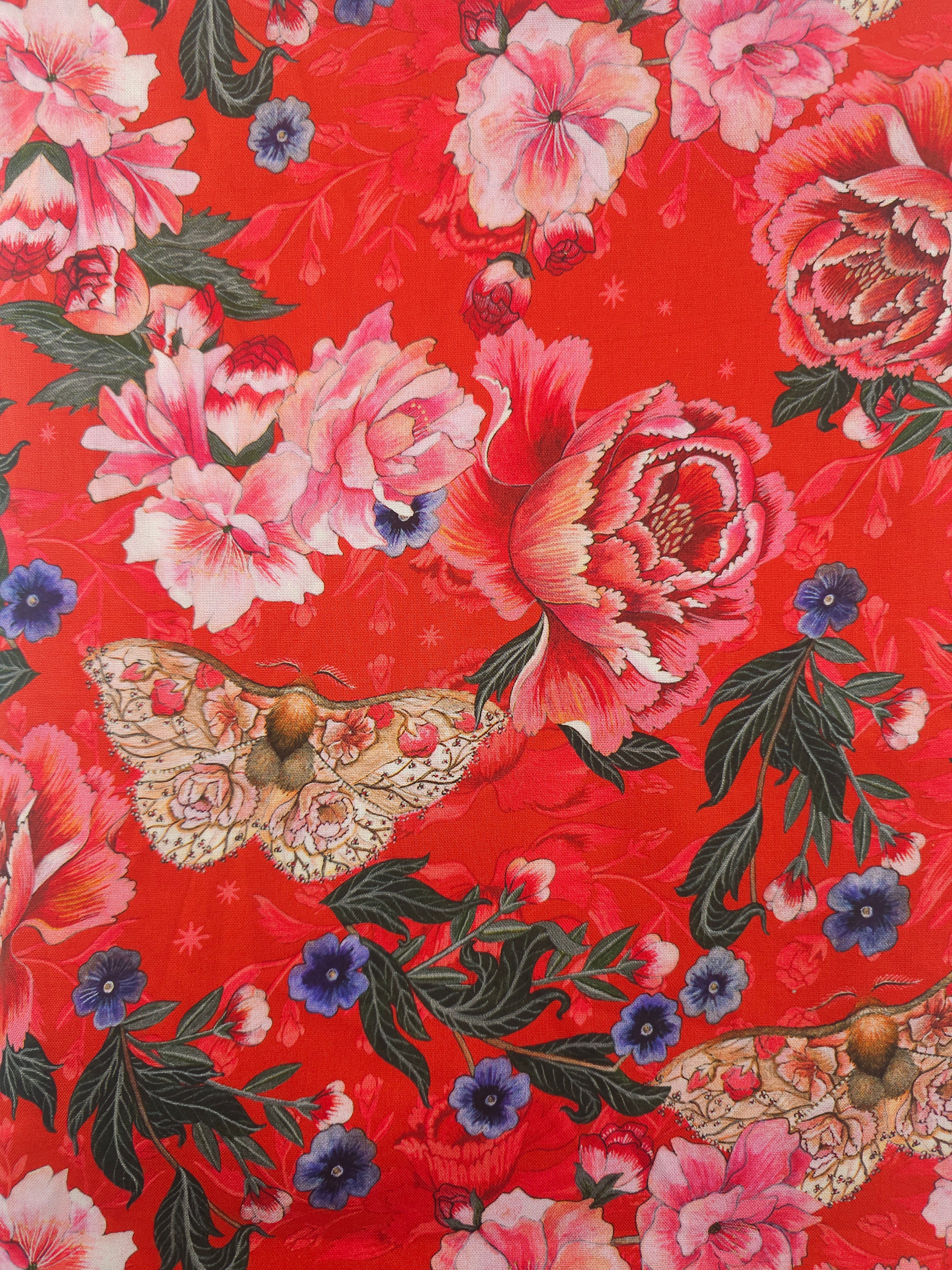 Red rose moth Cotton- 1.4m piece