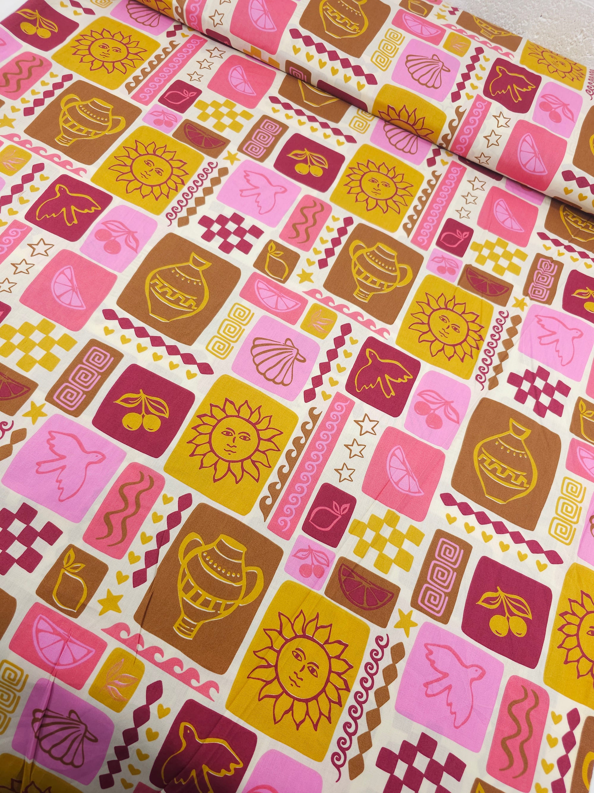 Berry/Bronze Summer Patchwork Lightweight Cotton 60"