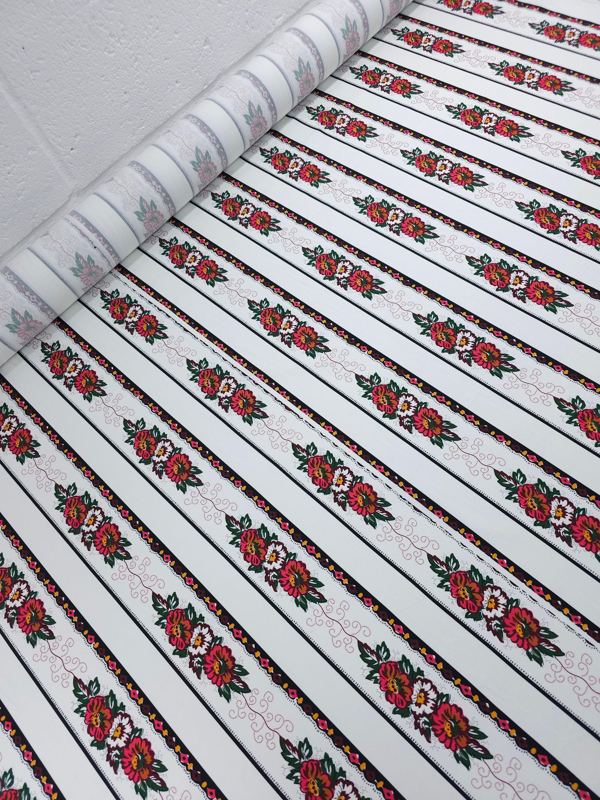 Floral Vintage Border Stripe Lightweight Cotton