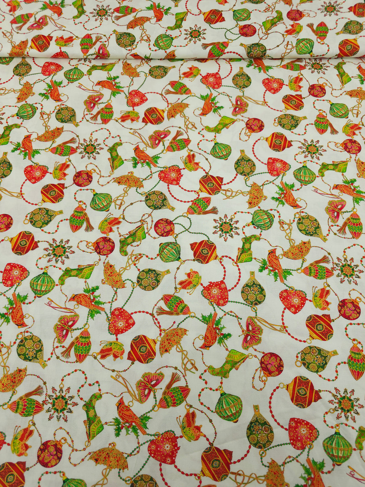 Oriental Gold Baubles 100% Cotton - Robert Kaufman