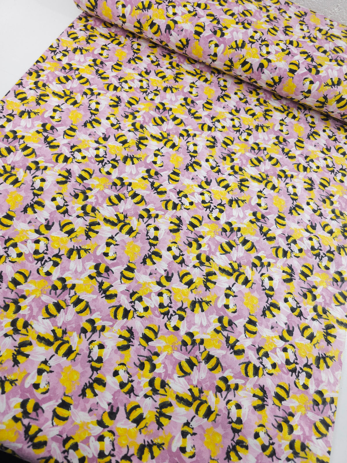 Mauve Bee Field Lightweight Flannel Cotton - Joann