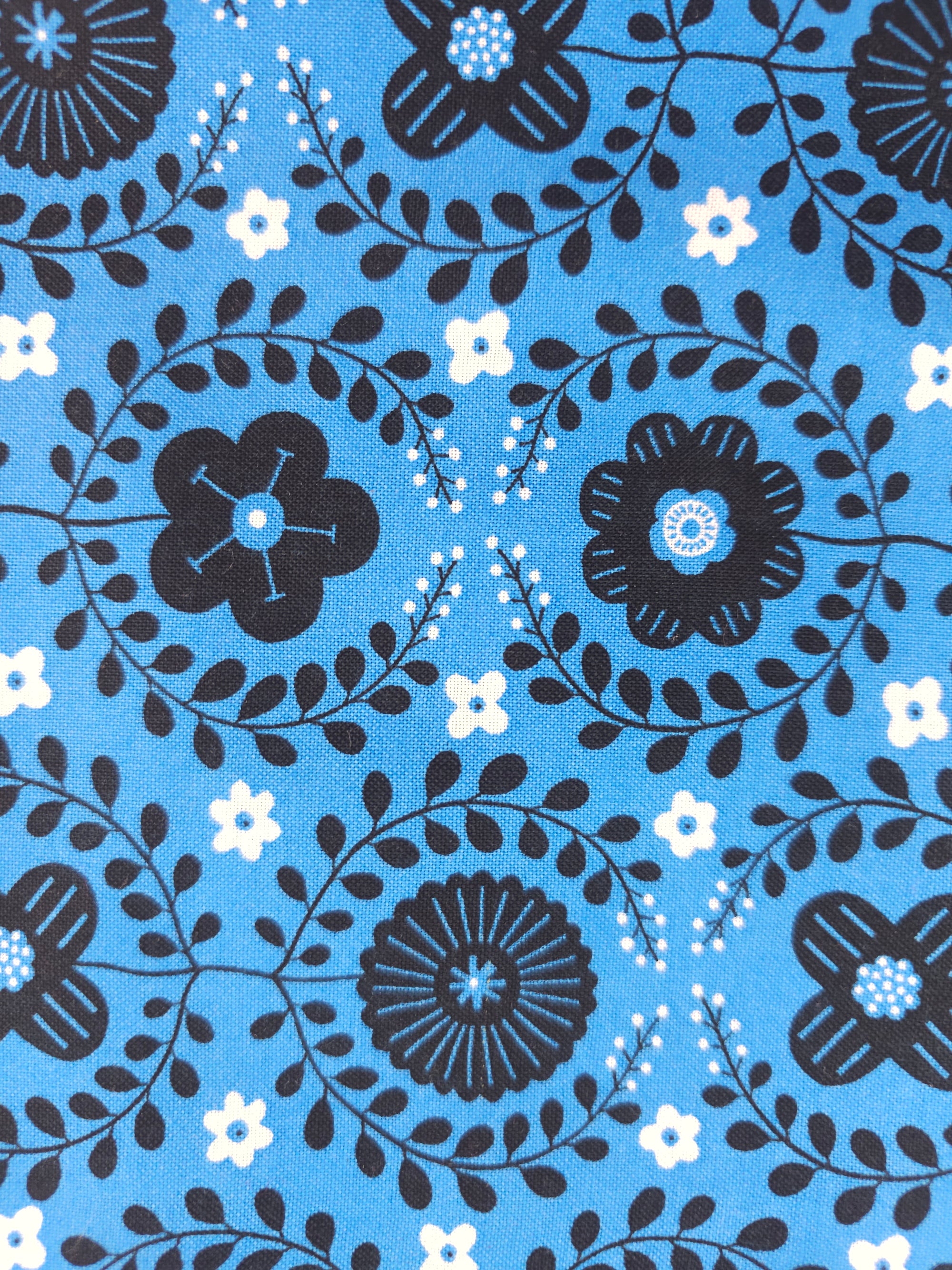 Blue black flower Cotton- 1.9m piece