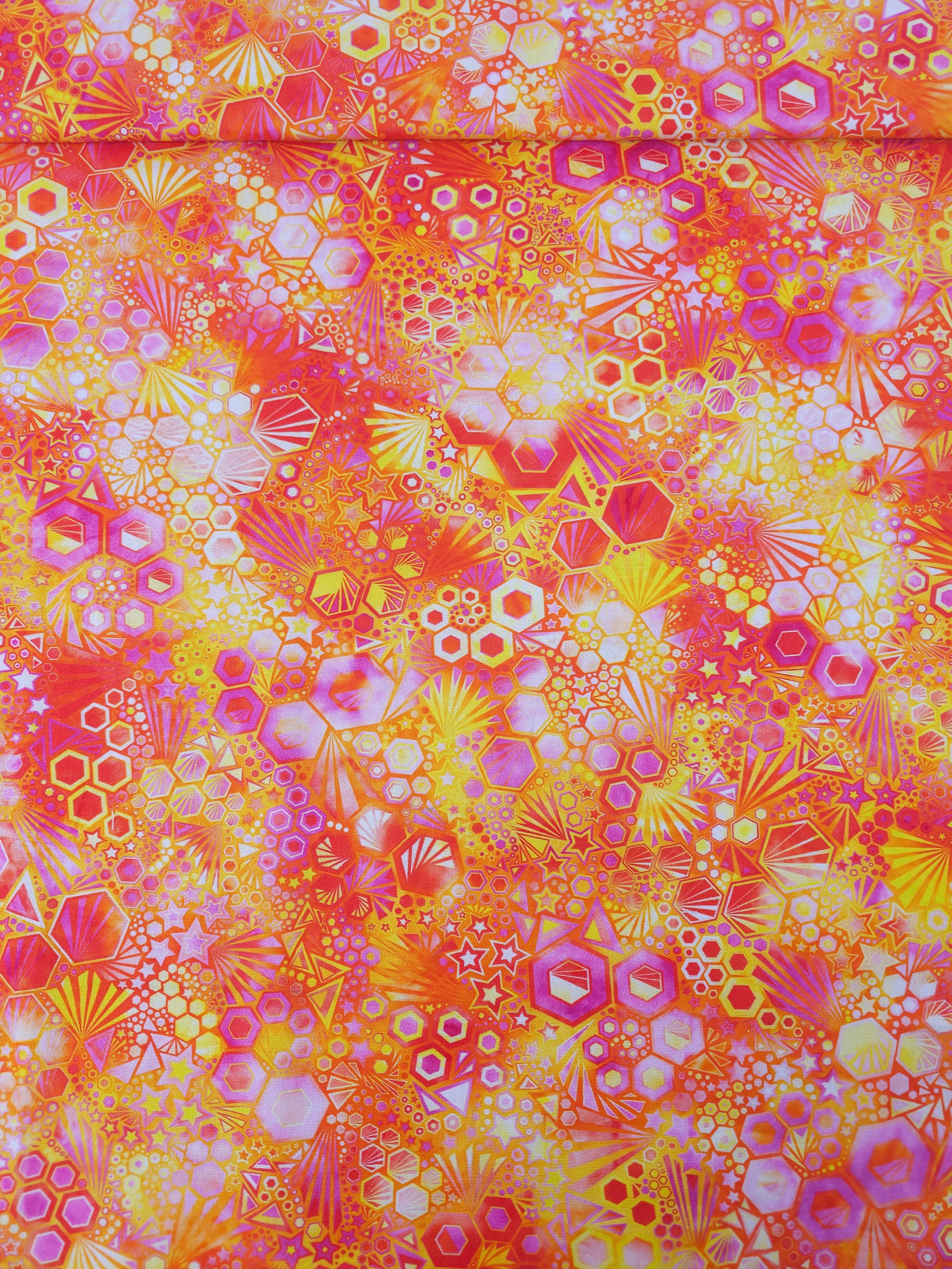 Orange/Pink Star Phantasma 100% Cotton - Robert Kaufman