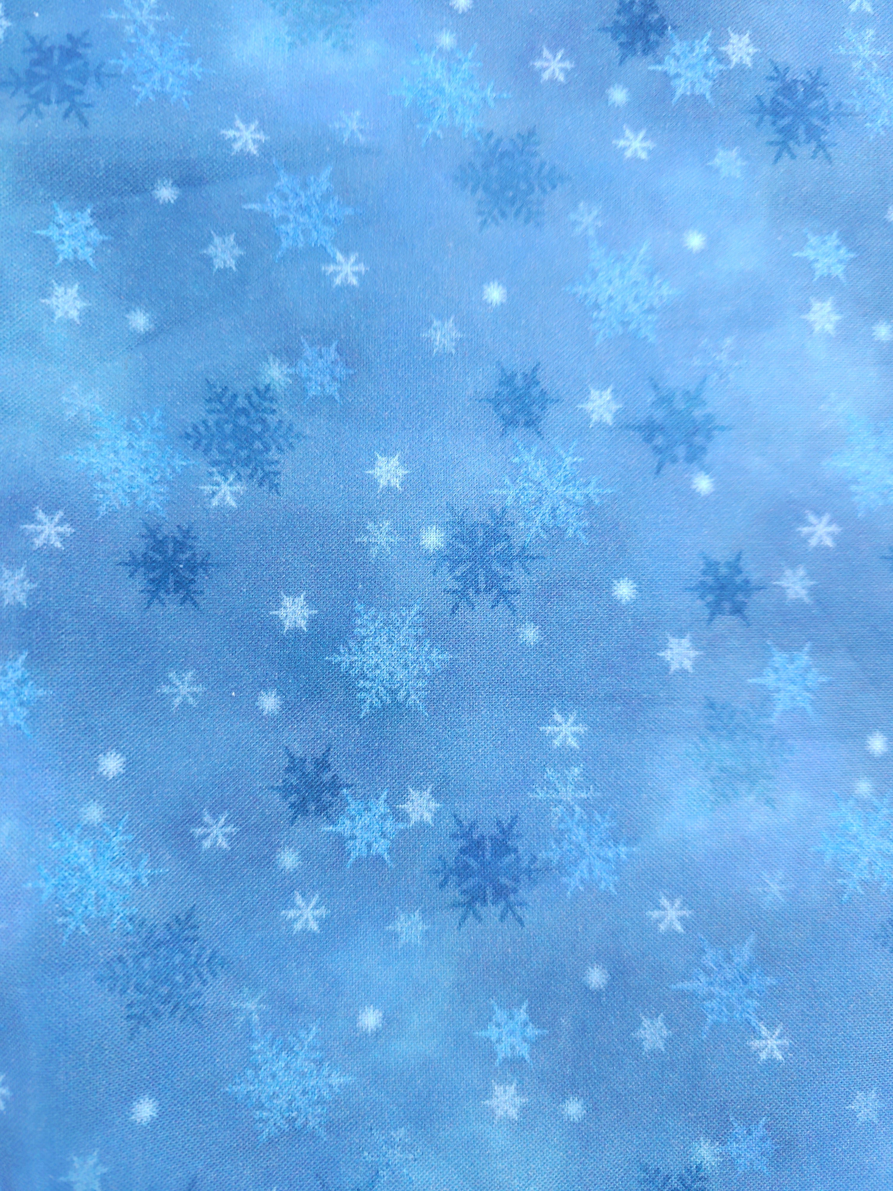 Snowy Fable Cotton - 1.1m Piece