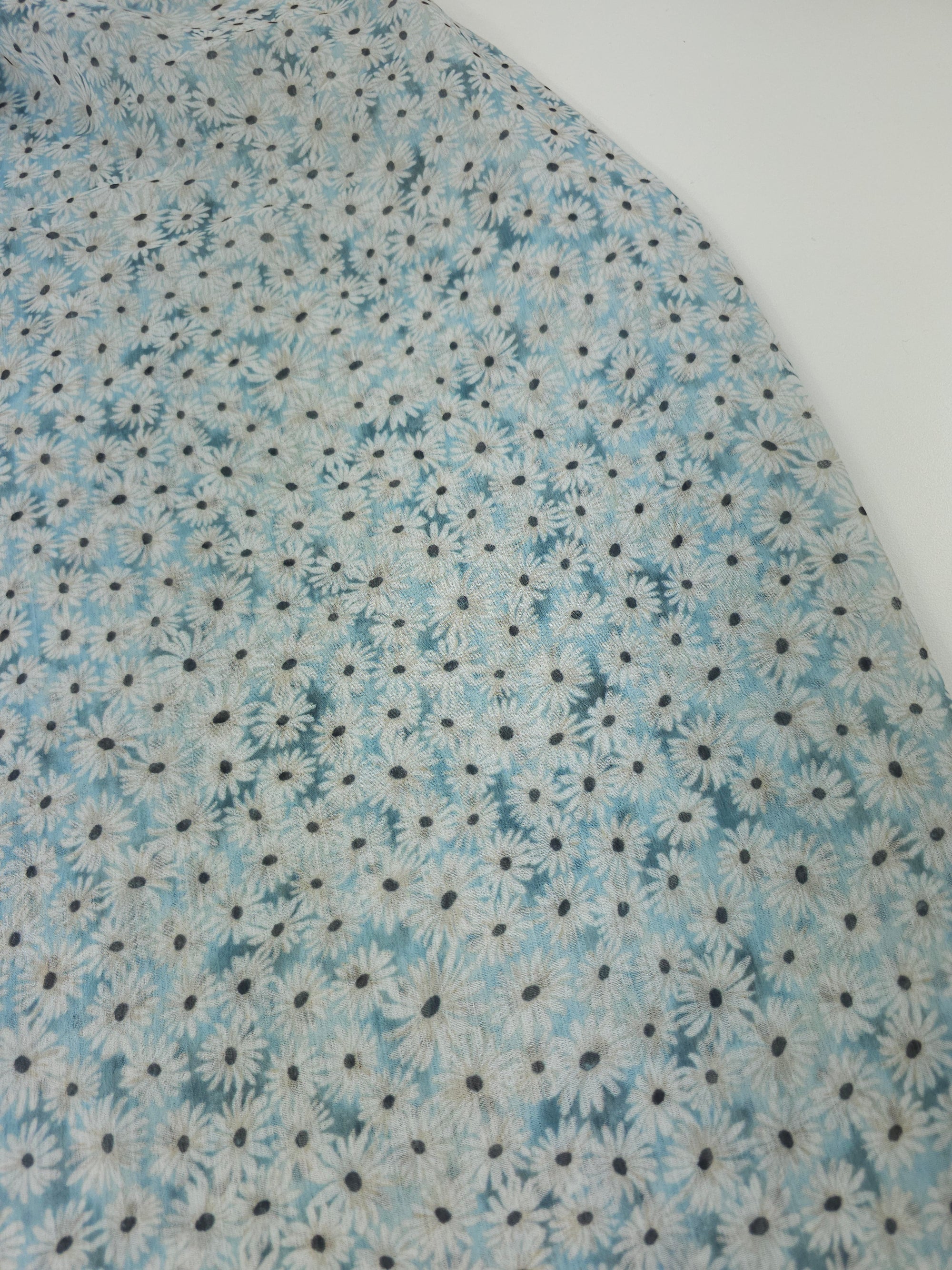 Blue Daisy Crinkle Chiffon (Various Sizes)