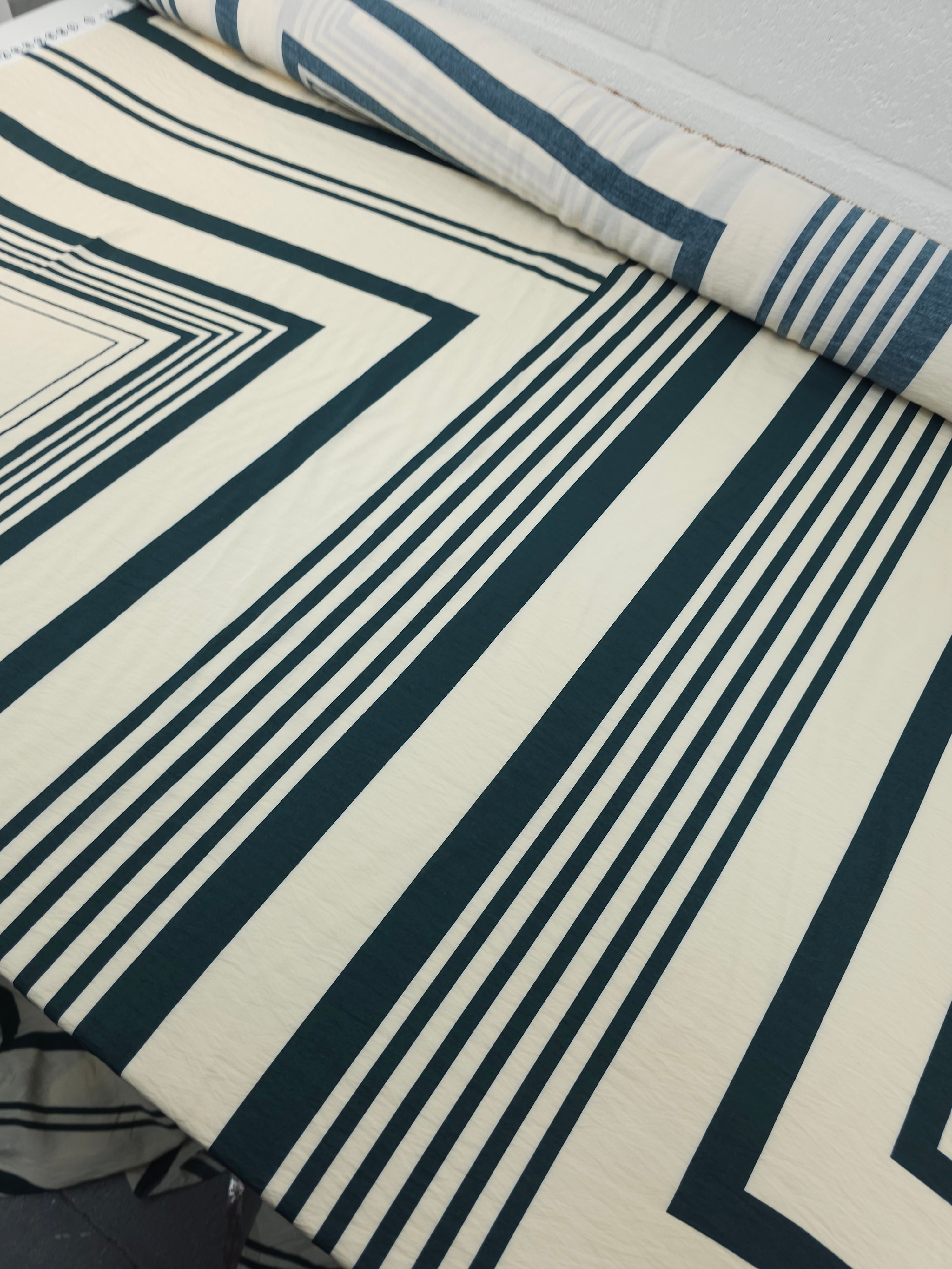 Cream/Petrol Teal Twin Square Geometric Modal